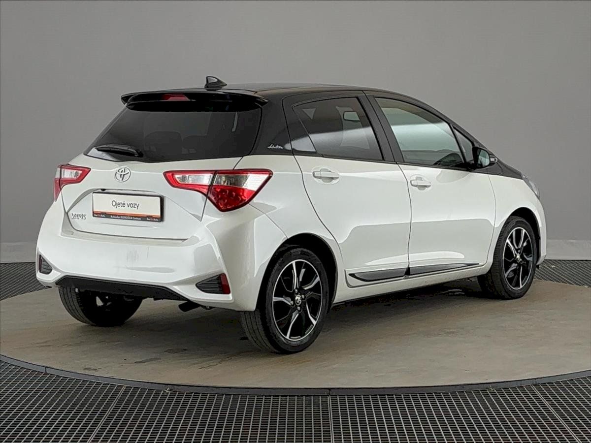 Toyota Yaris, Dual VVT-i /82 kW Selection - fotka 2