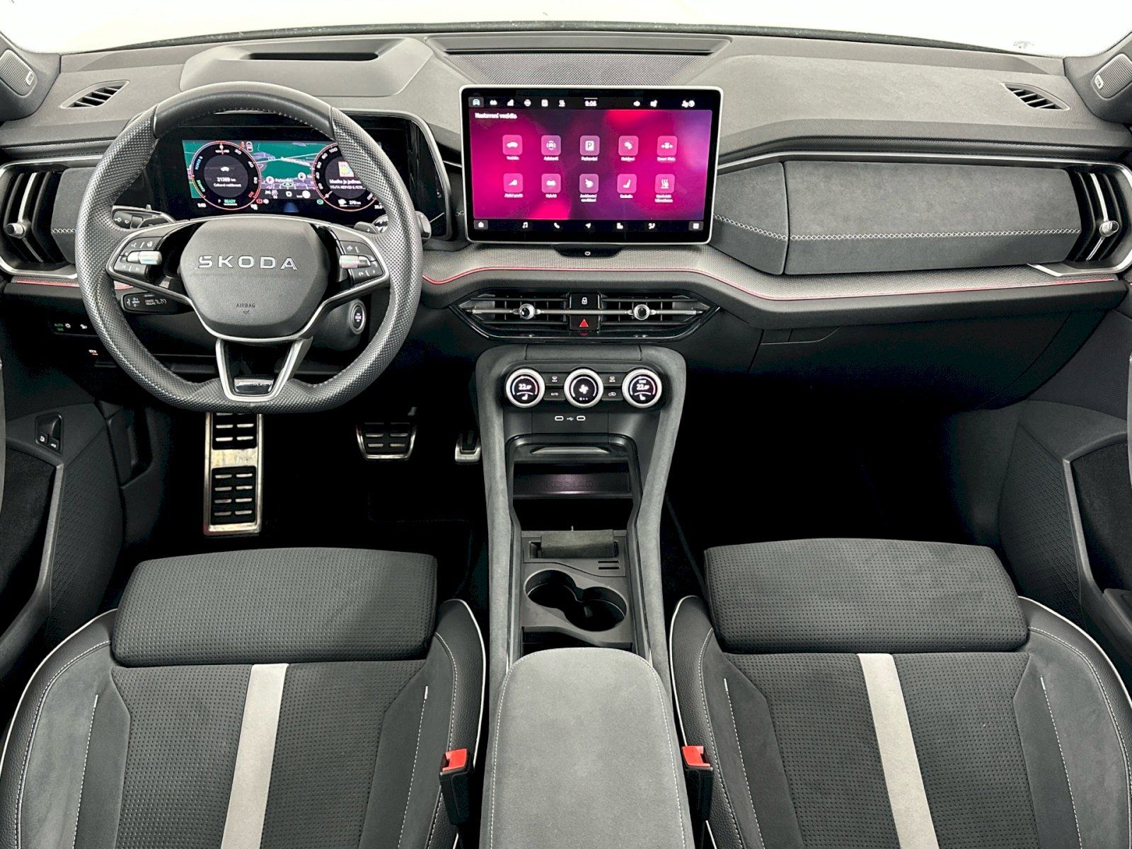 Škoda Kodiaq, iV DSG 1.5TSI 150kW SportLine - fotka 5