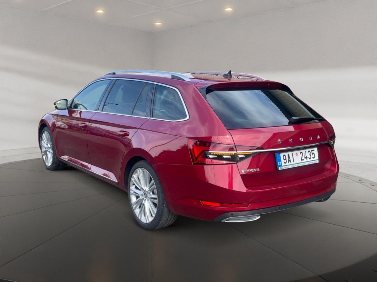 Škoda Superb, 2,0 TDI 110 L&K DSG - fotka 4