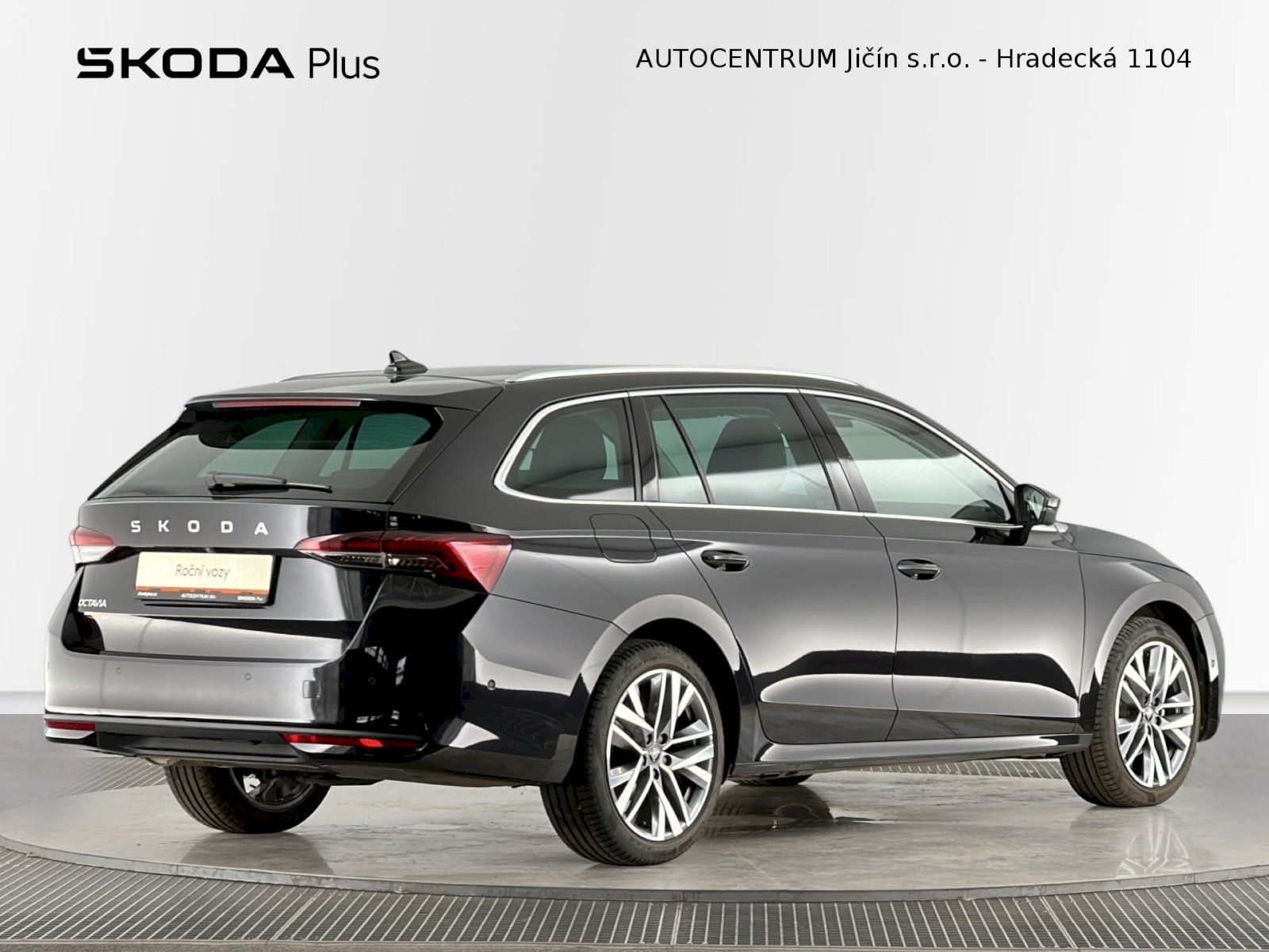 Škoda Octavia, Combi DSG 2.0 TDI 110 kW Exclu - fotka 2