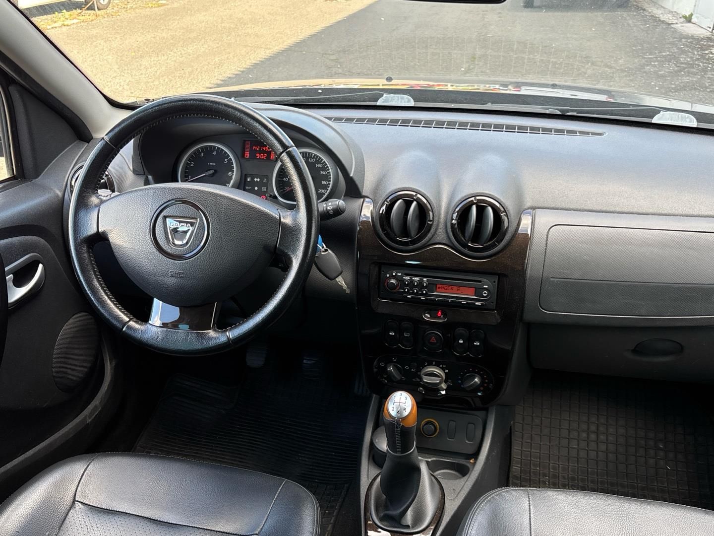 Dacia Duster, 1.6 i 16v / 77 kW Arctica - fotka 6