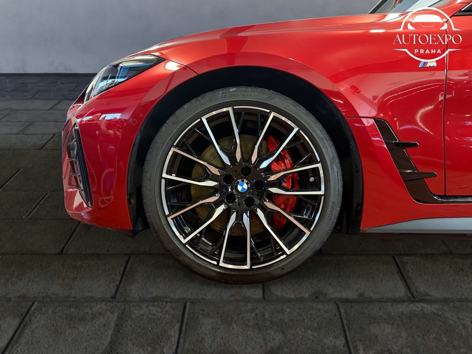 BMW i4, M50 xDrive M SPORT - fotka 5