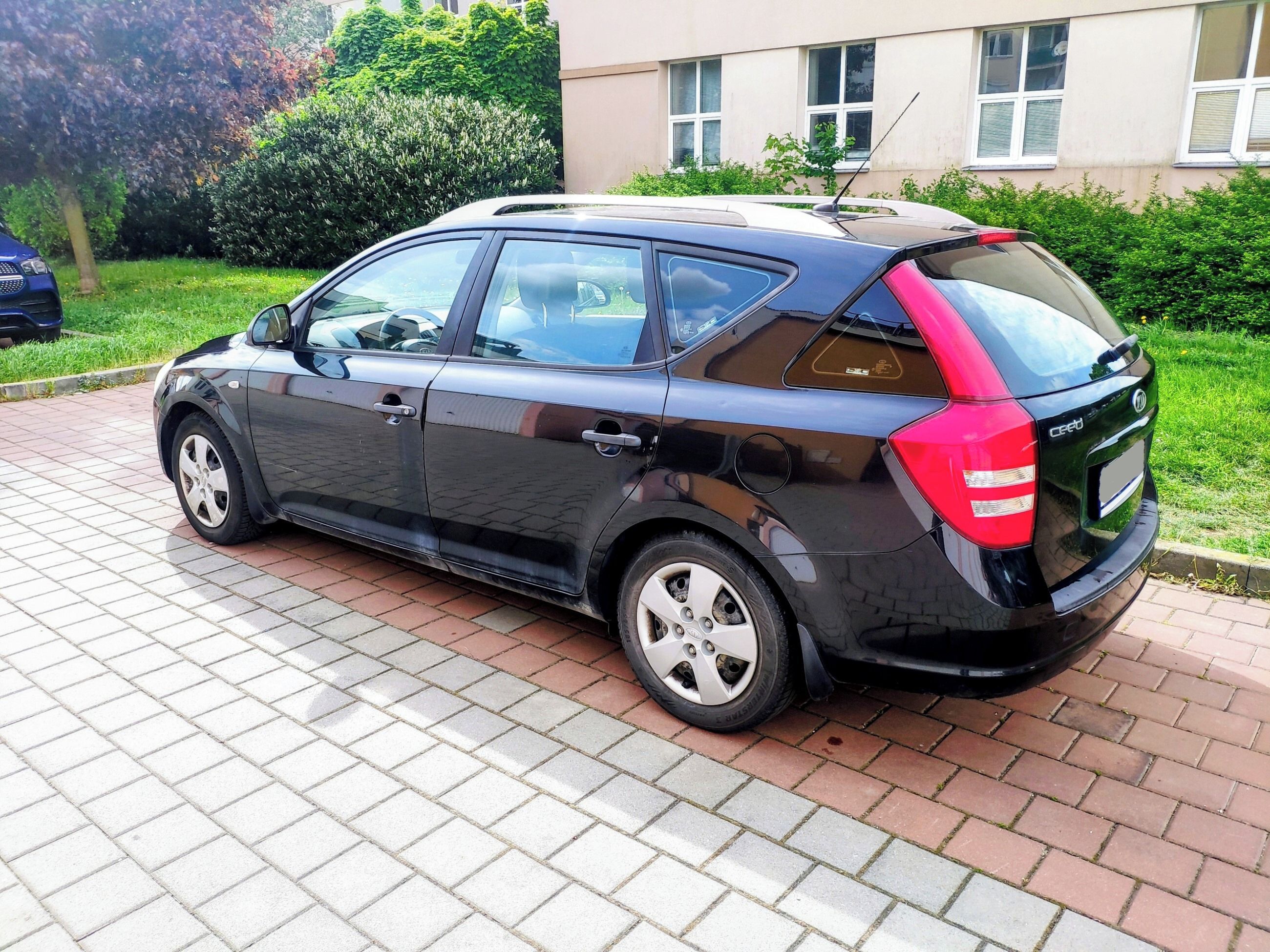Kia Cee´d SW, Ceed 1.4i 80 kW Combi, CENA - fotka 2