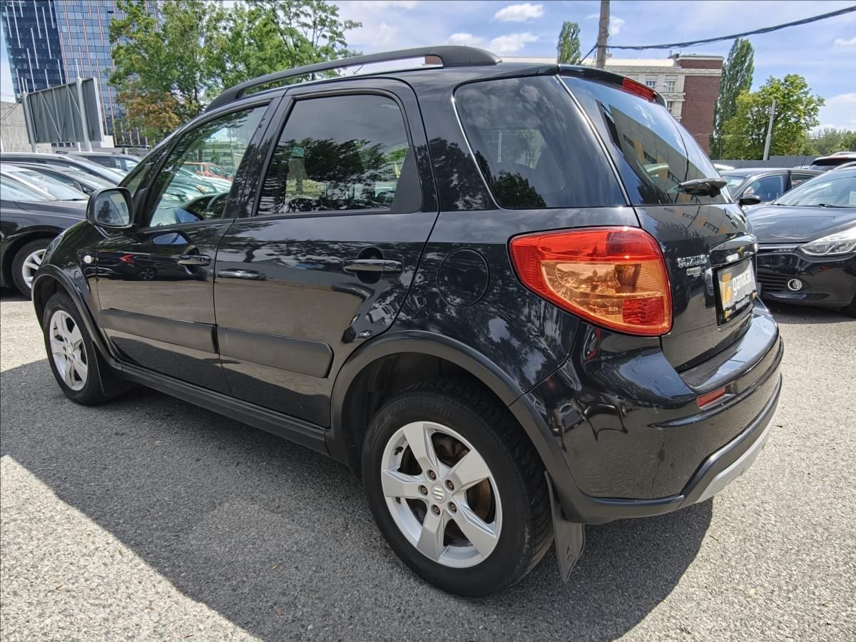 Suzuki SX4, 1,6 - fotka 5