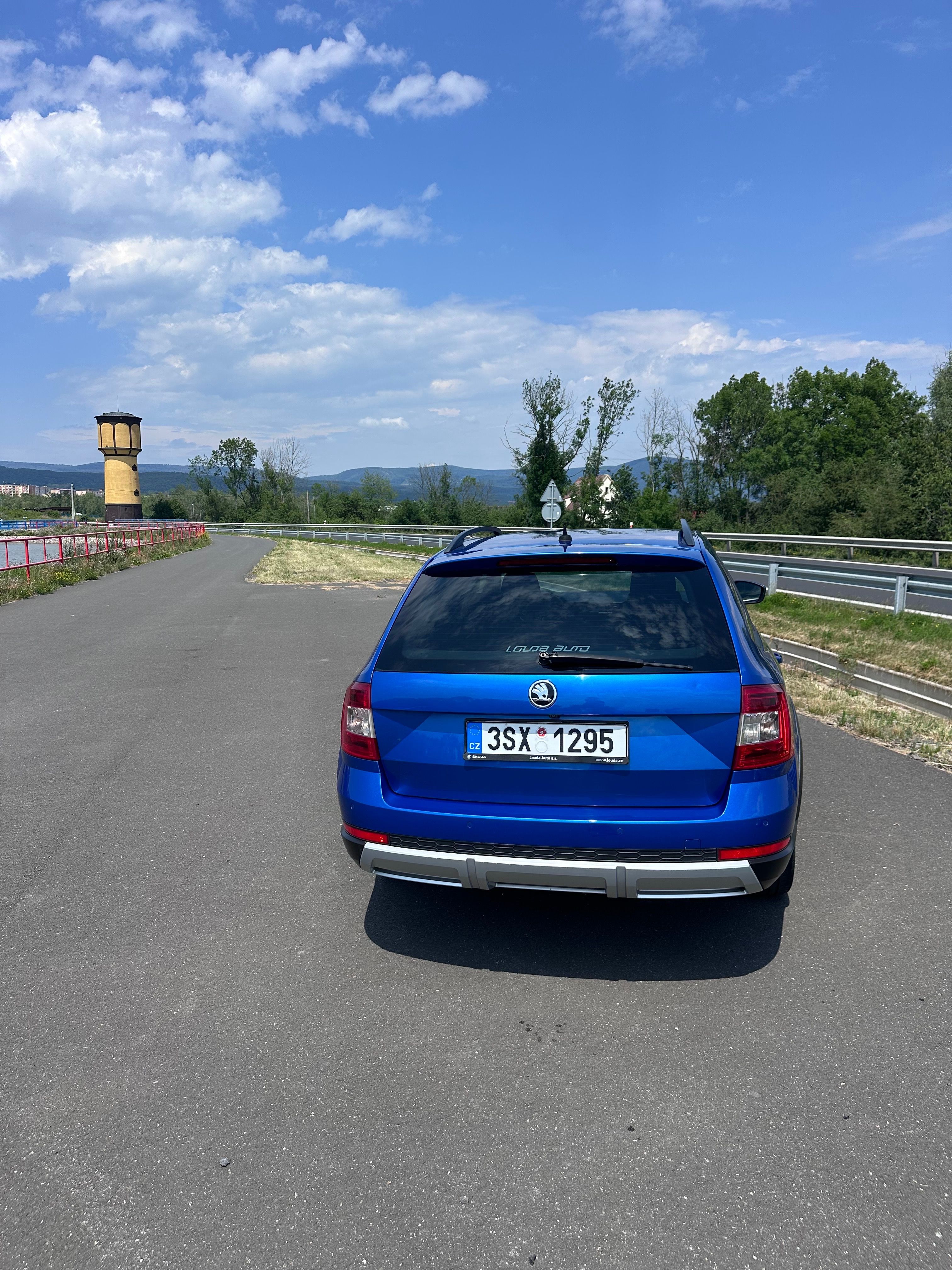 Škoda Octavia, Škoda Octavia III SCOUT 135kw - fotka 4