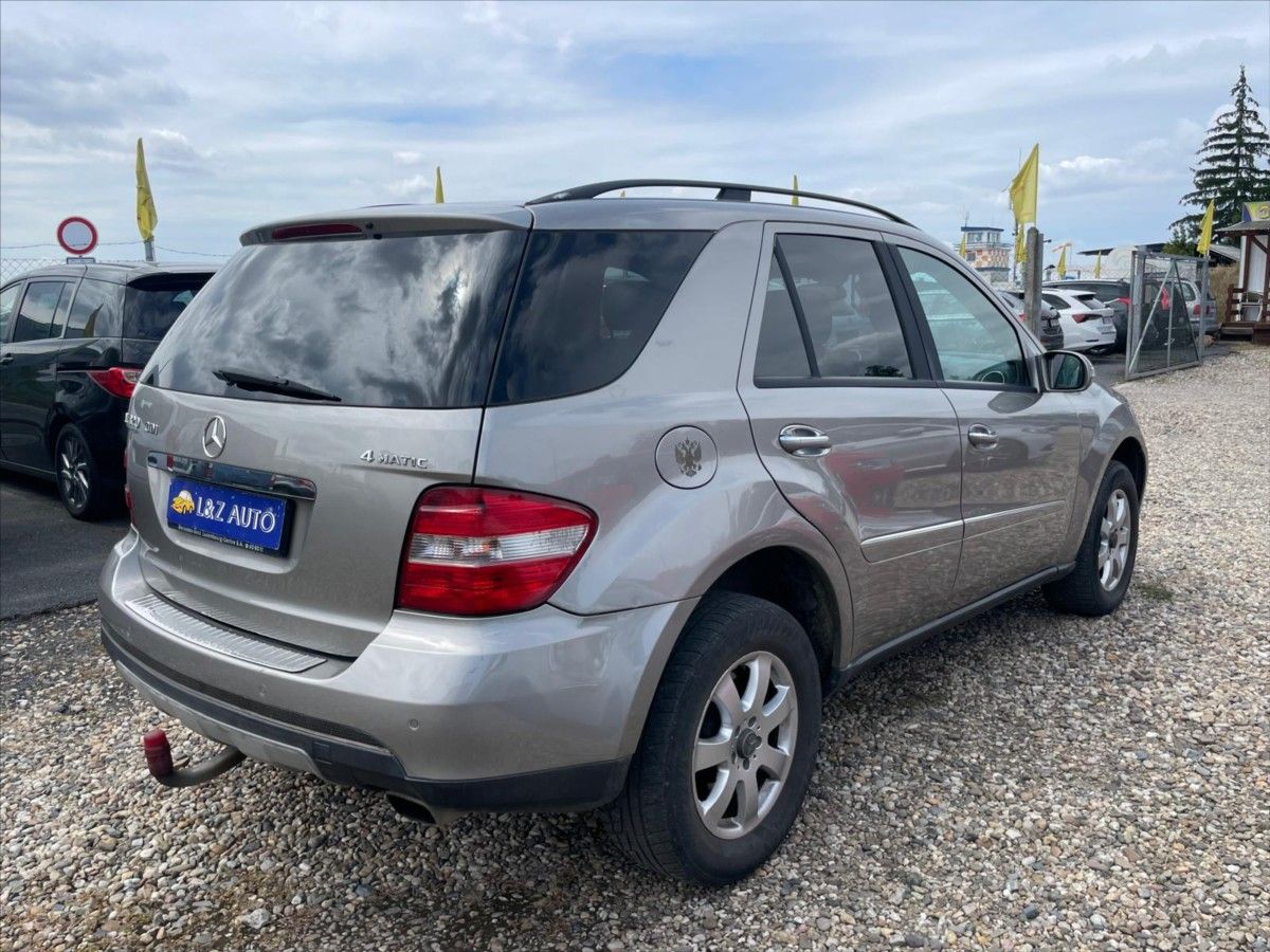 Mercedes-Benz Třídy M, 3,0 ML 320 CDI - fotka 6
