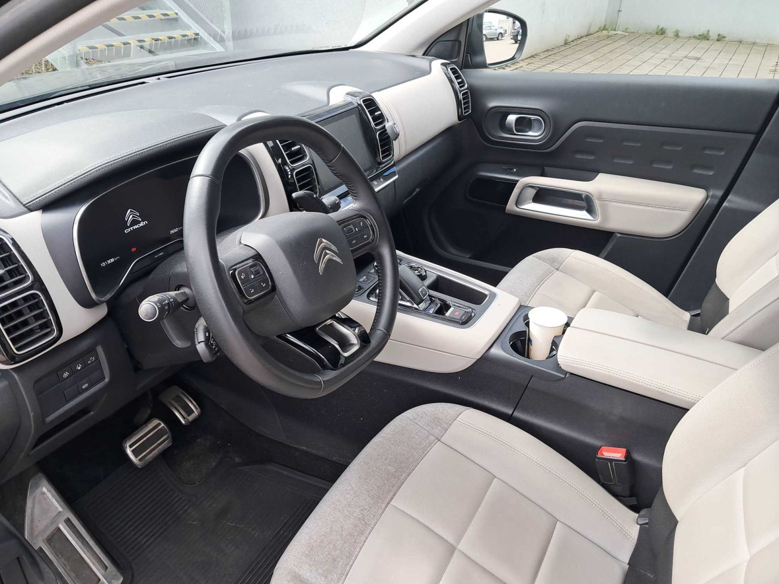 Citroën C5 Aircross, BlueHDi 180, Automat, Kůže - fotka 3