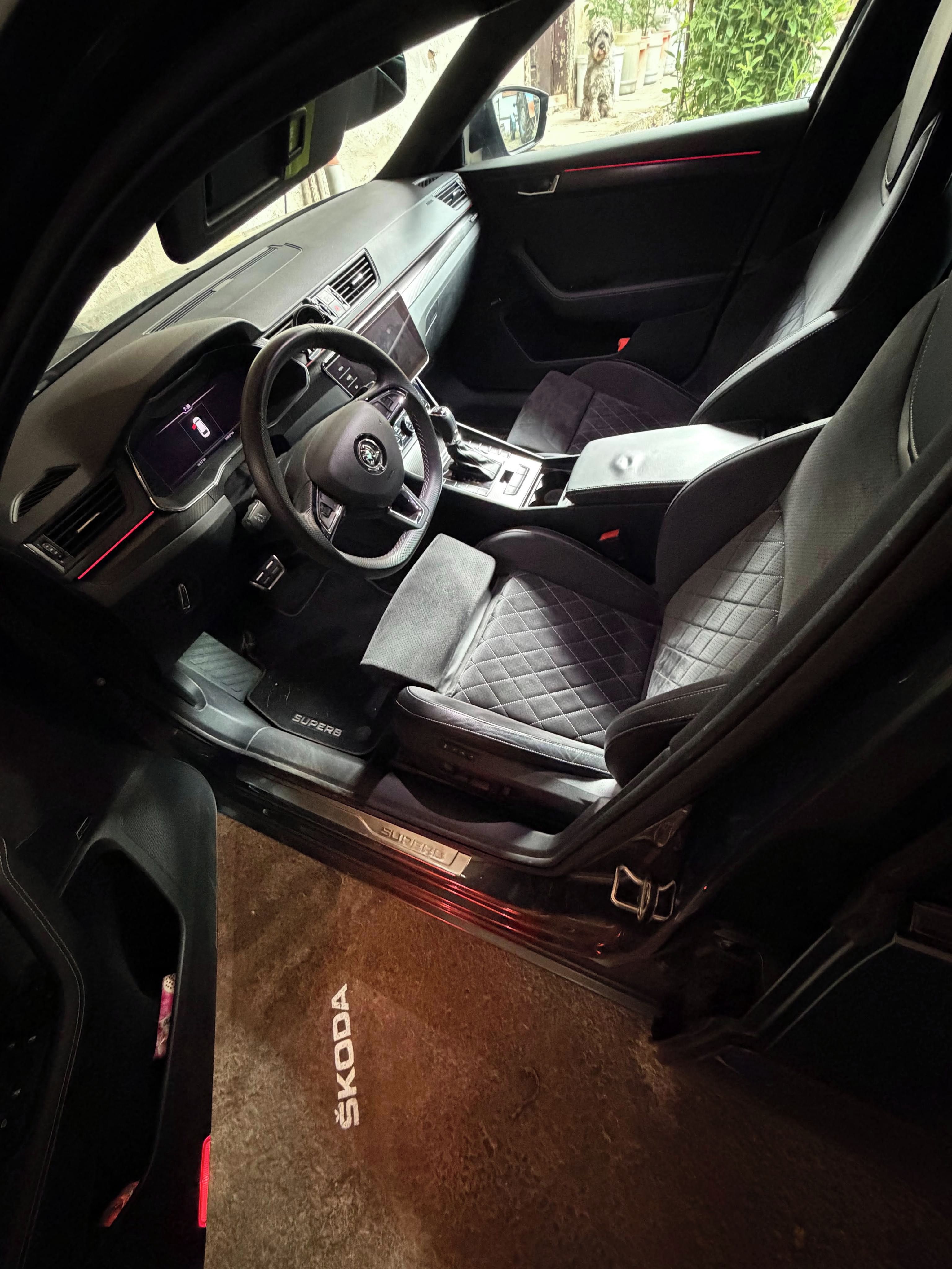 Škoda Superb, Superb Sportline 2,0 tdi 4x4 - fotka 2
