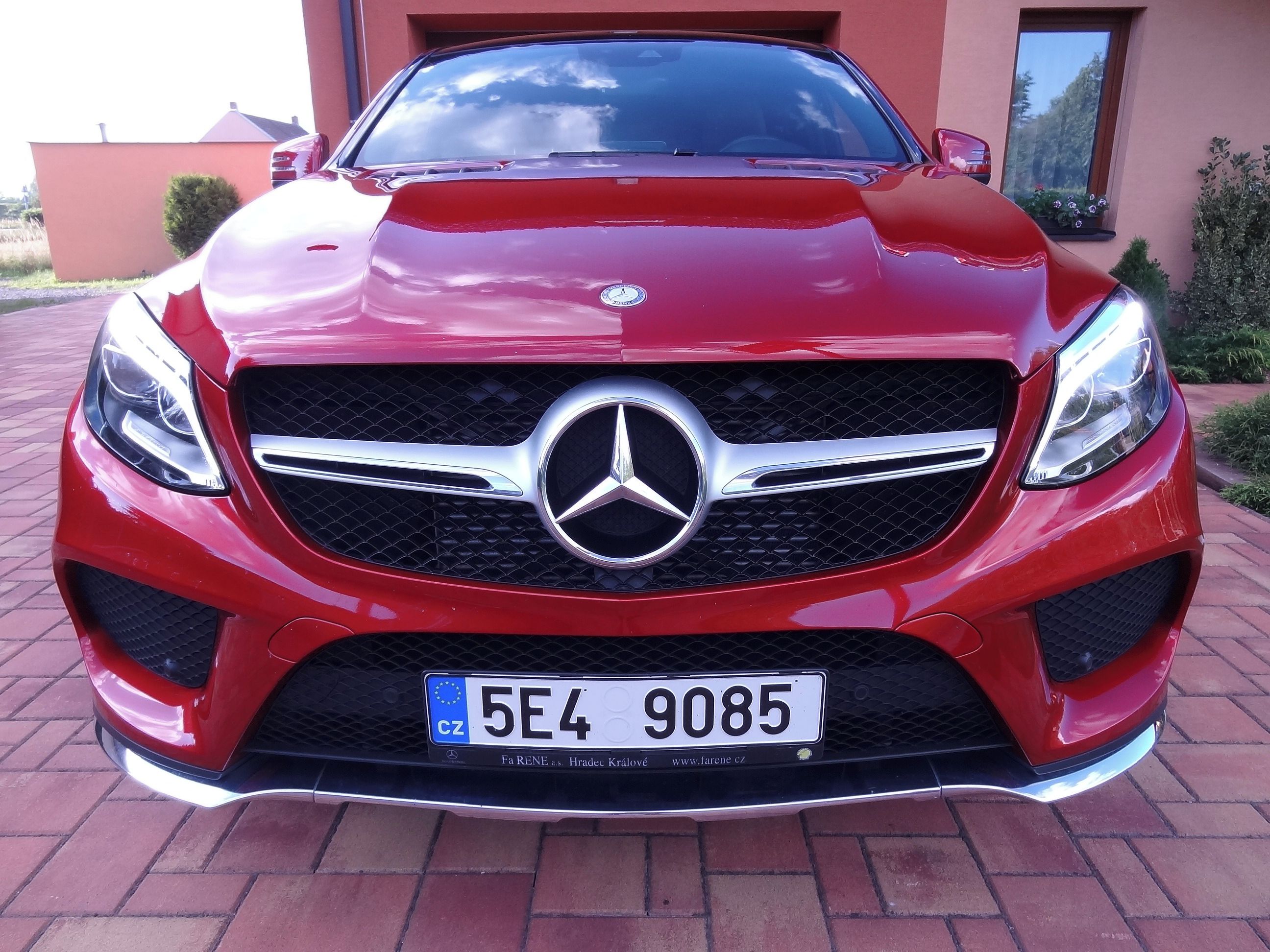 Mercedes-Benz GLE, 350d AMG, 89 800 km,CZ,1 MAJ - fotka 3