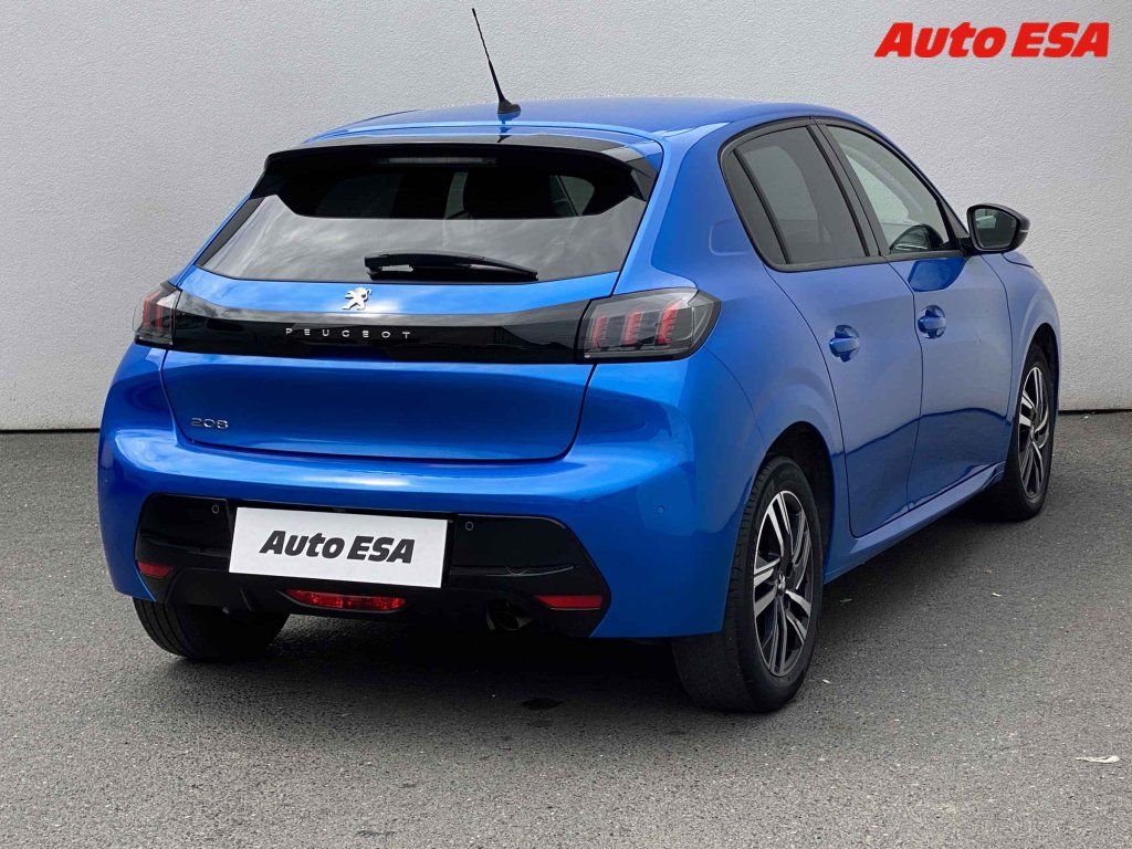 Peugeot 208, 1.2,Allure - fotka 4