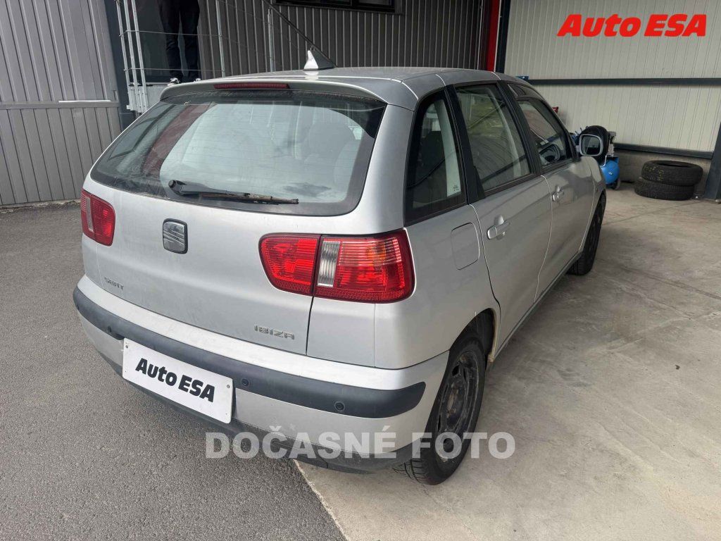 Seat Ibiza, 1.4 i - fotka 2