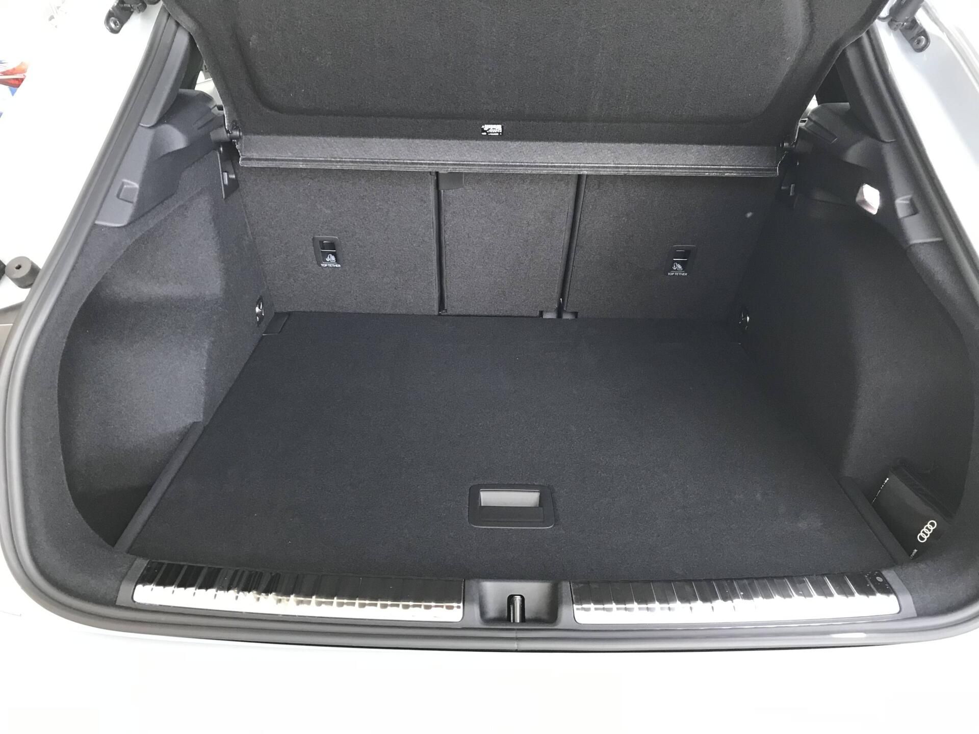Audi Q3, quattro ST7 2,0TFSI - fotka 6