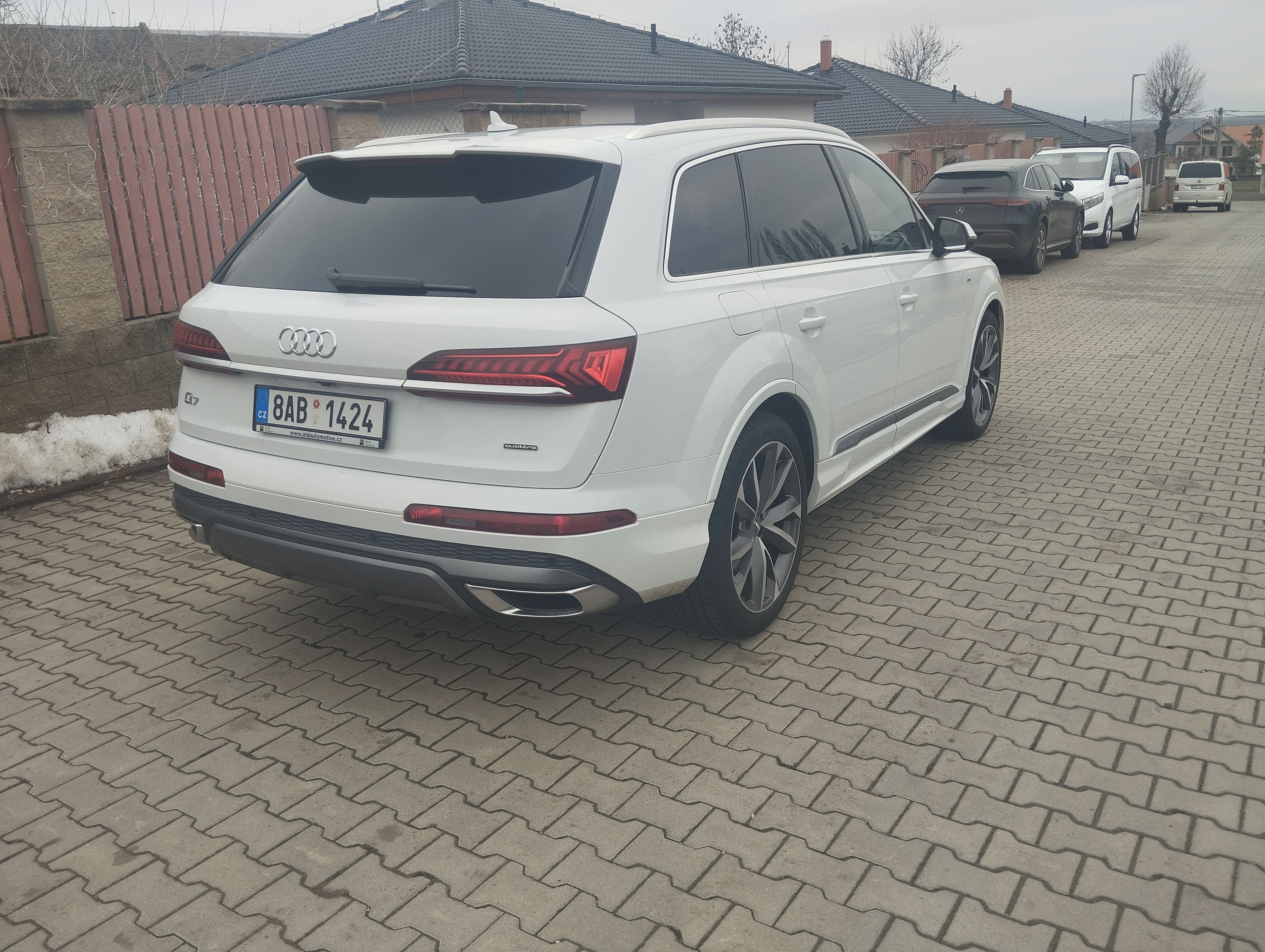 Audi Q7, Audi Q7, 50TDI S-LINE - fotka 4