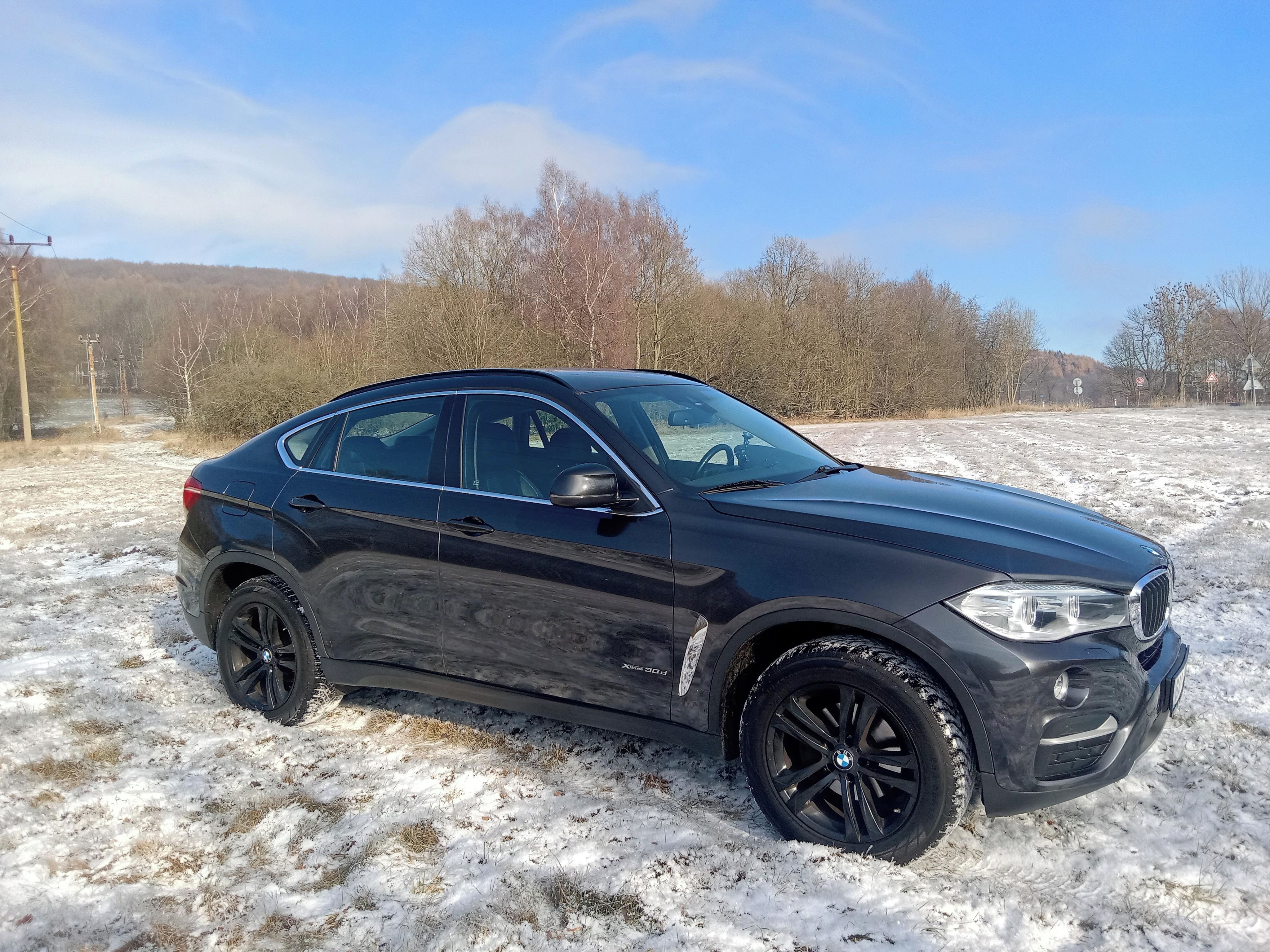 BMW X6, Head-Up display - fotka 4