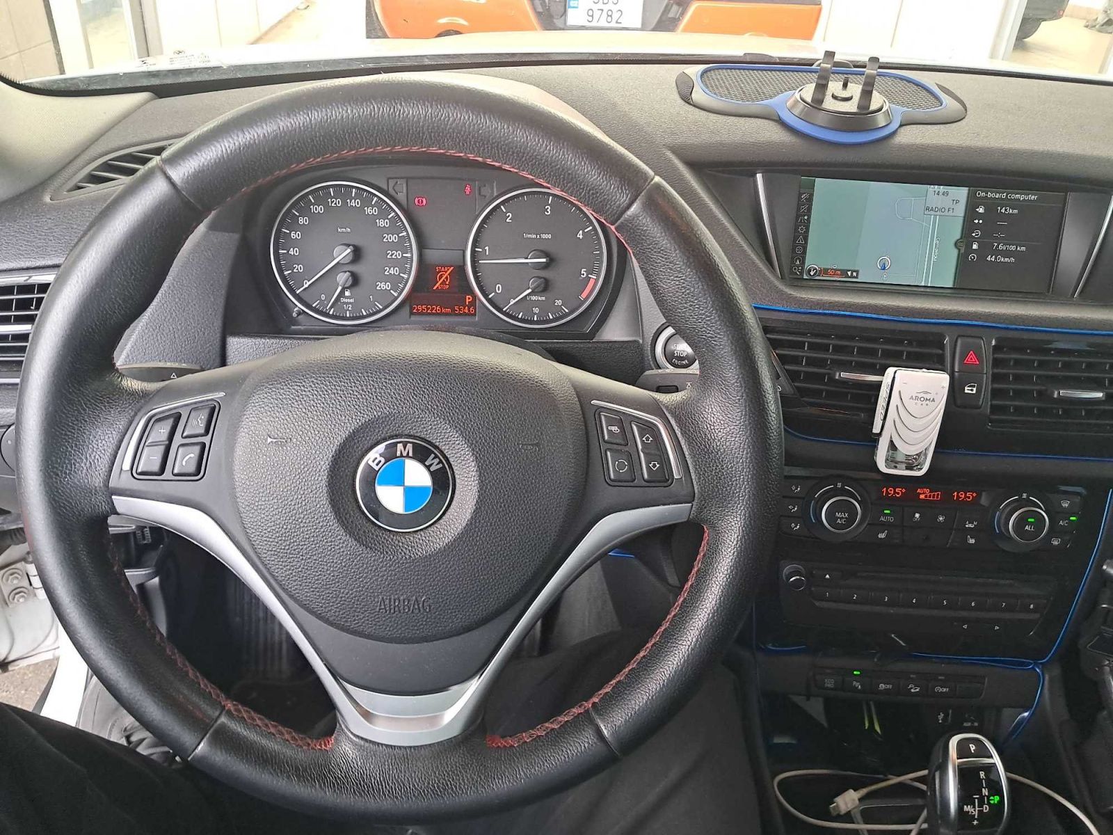 BMW X1, xDrive18d, 4X4, Automat, Navi - fotka 3
