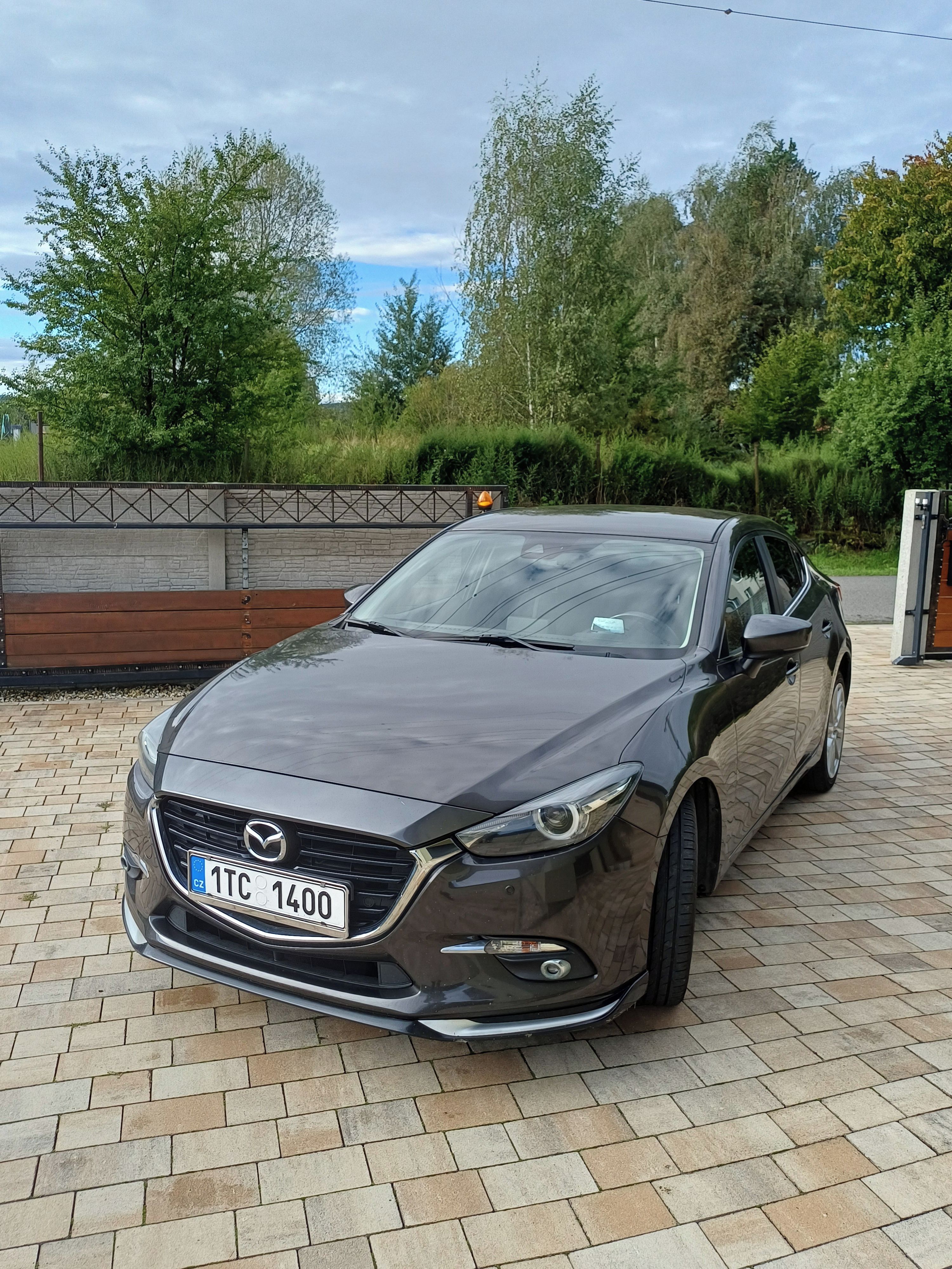 Mazda 3, Revolution - fotka 2