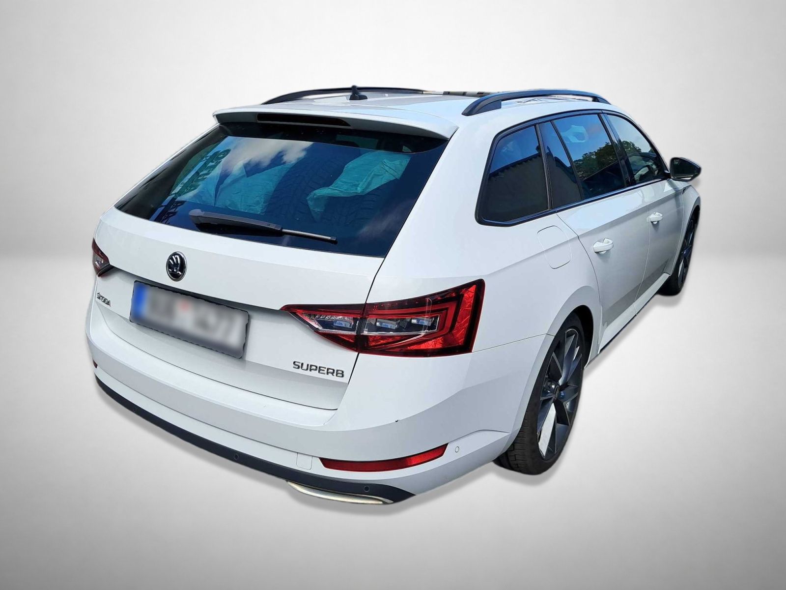 Škoda Superb, 2.0 TSI, Sportline, Automat - fotka 2