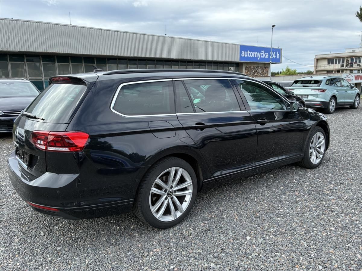 Volkswagen Passat, 2,0 TAŽNÉ,KAMERA,APP-CONNECT - fotka 6