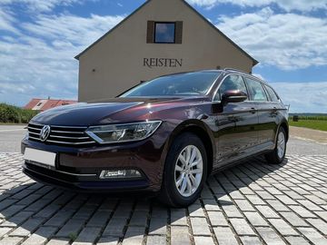 Garážovaný Passat 2.0 TDI