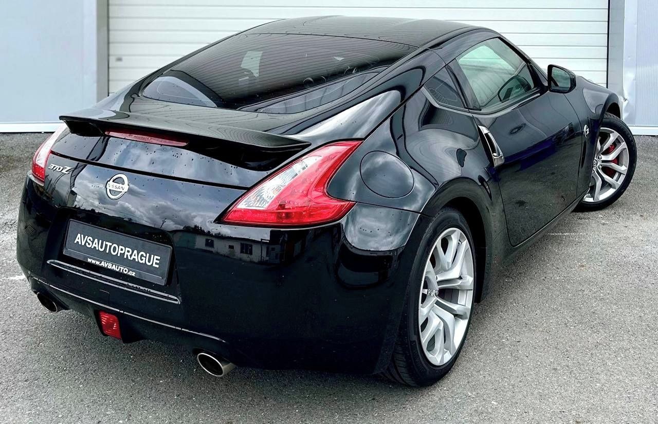 Nissan 370 Z, COUPE AUTOMAT 2018 241KW - fotka 4