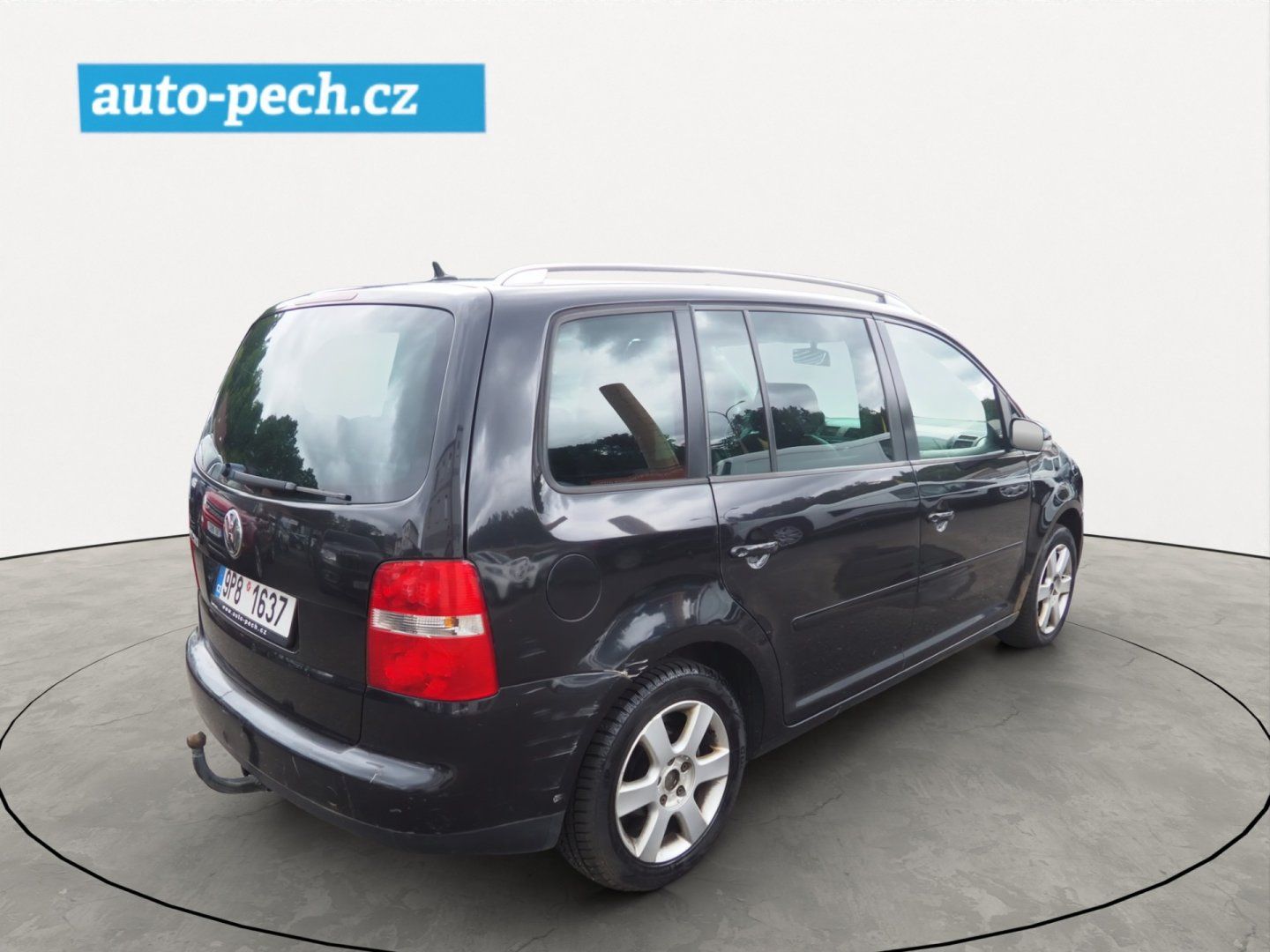 Volkswagen Touran, 1.9 TDI 77 kW, DSG, Webasto - fotka 4