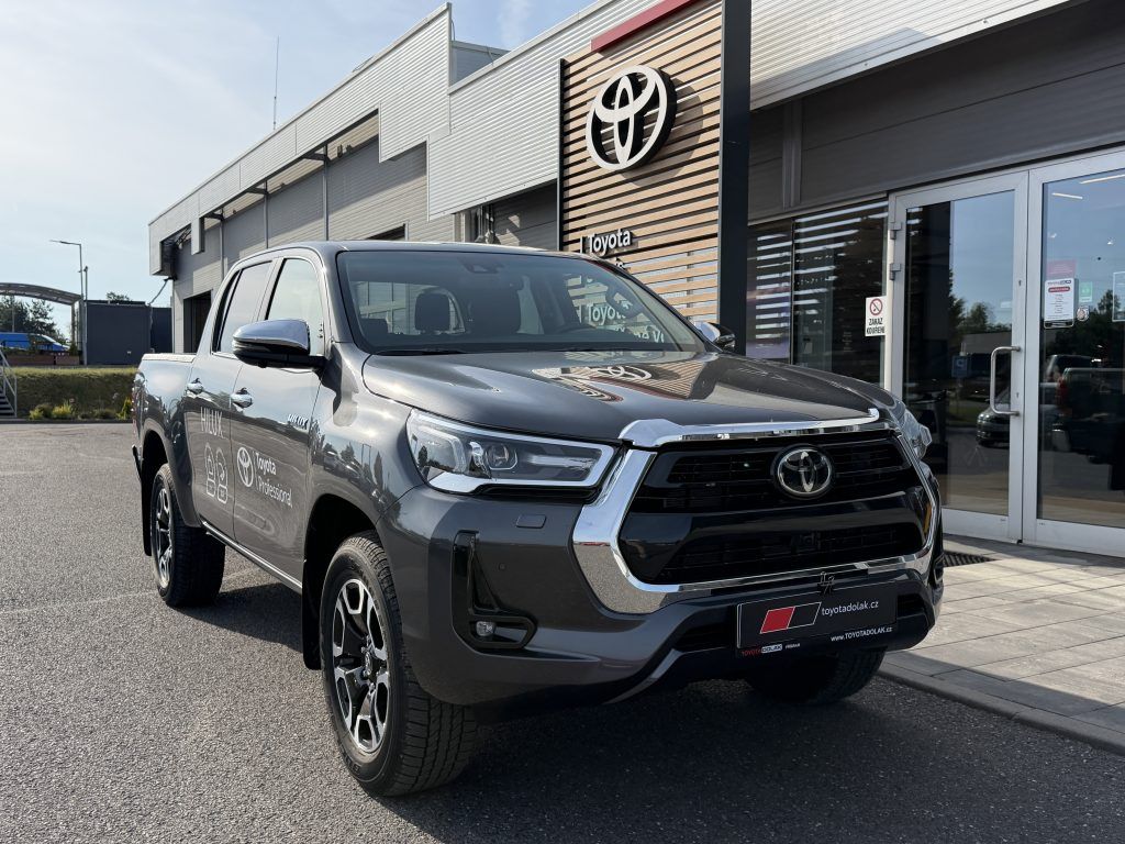 Toyota Hilux, 2.8D, Executive, DPH, 8tis km