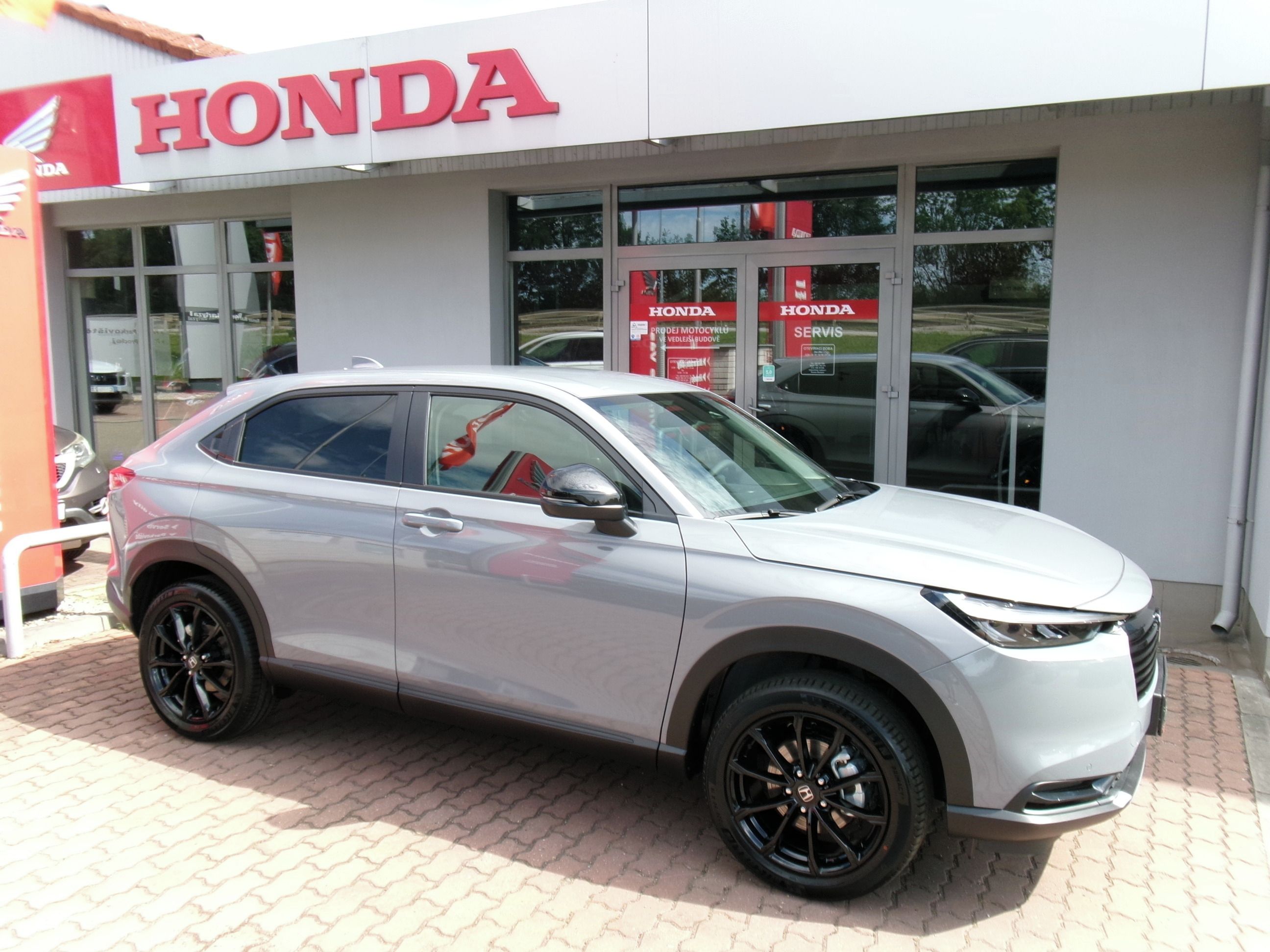 Honda HR-V, 1.5e:HEV ELEGANCE SPORT 27 - fotka 5