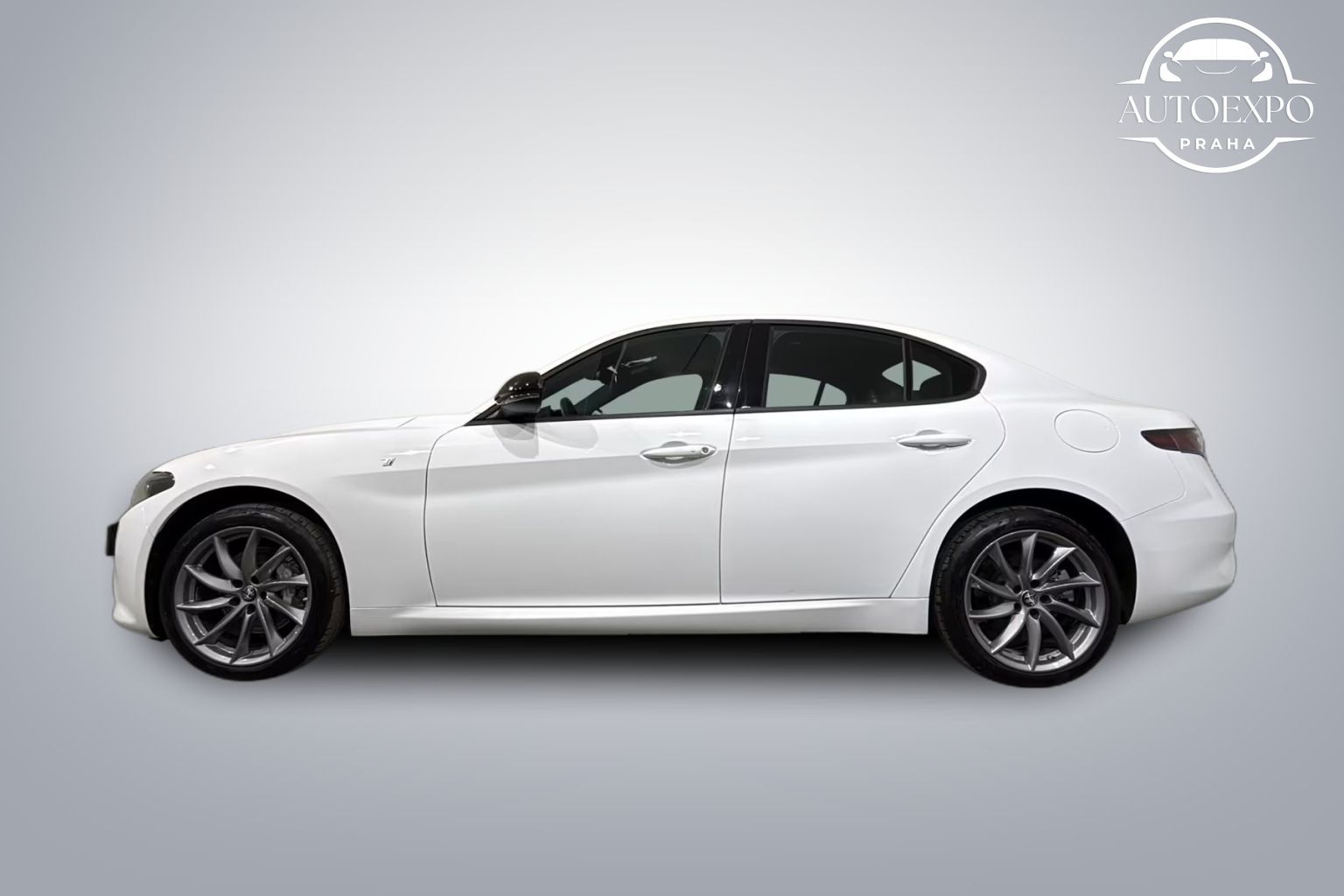 Alfa Romeo Giulia, 2.0 Ti Q4*MATRIX*LED*KŮŽE - fotka 3