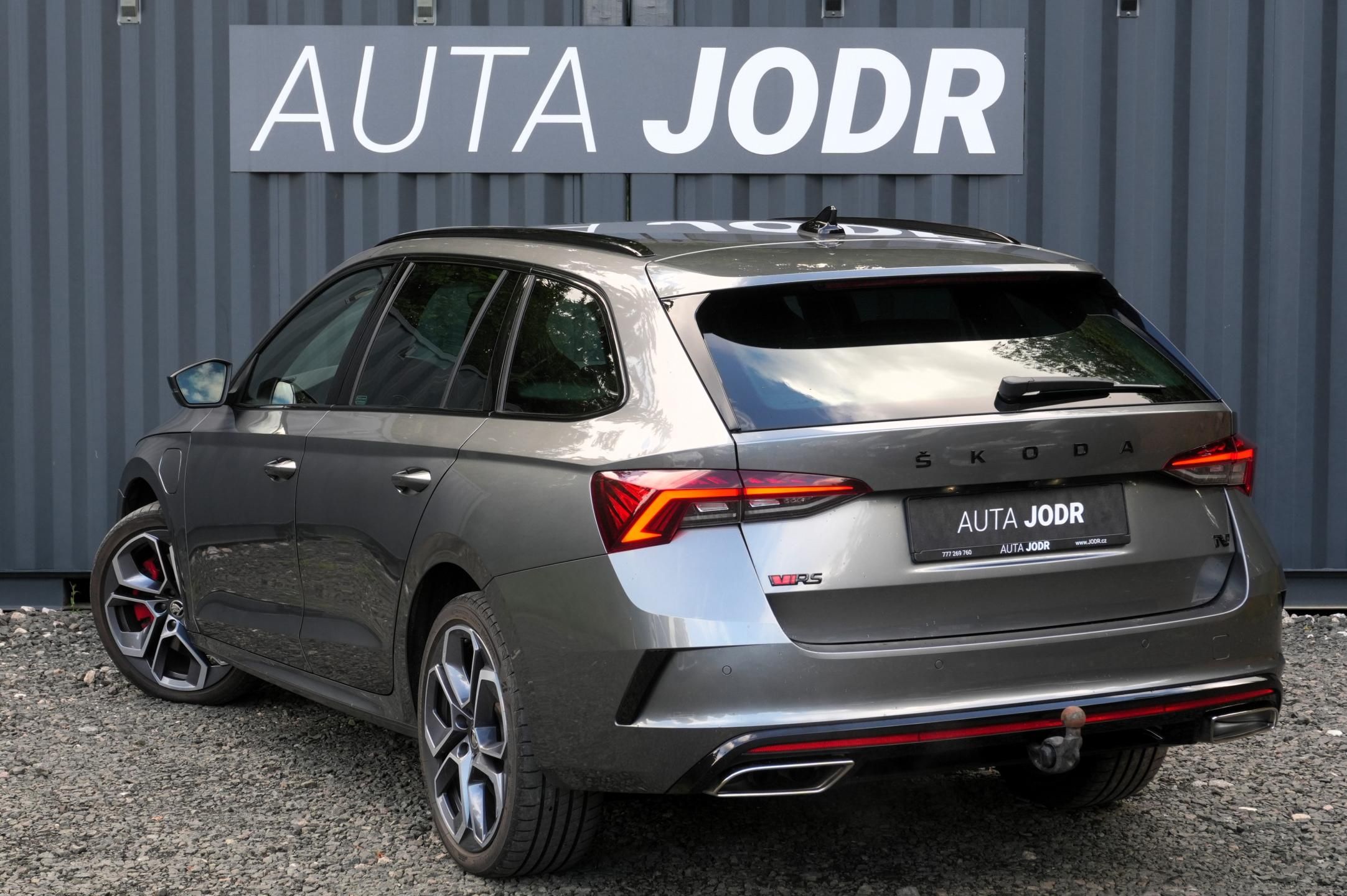 Škoda Octavia, iV RS 1.4 TSI, ČR, Tažné, ACC - fotka 6