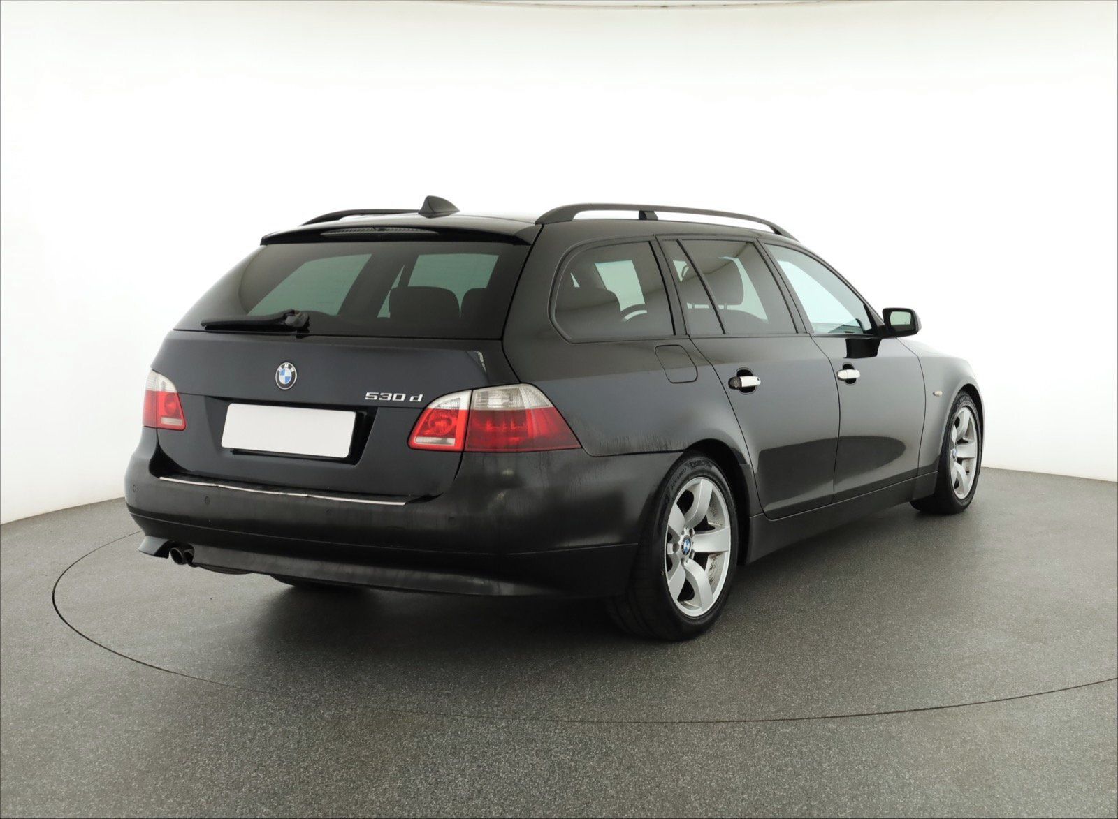BMW Řada 5, 530d, Automat, Klima - fotka 5