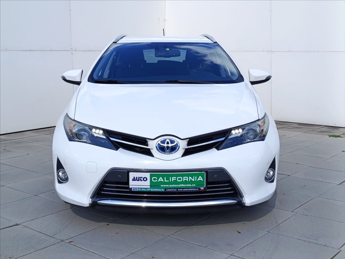 Toyota Auris, 1,8 i HYBRID AT KAMERA NAVI - fotka 3