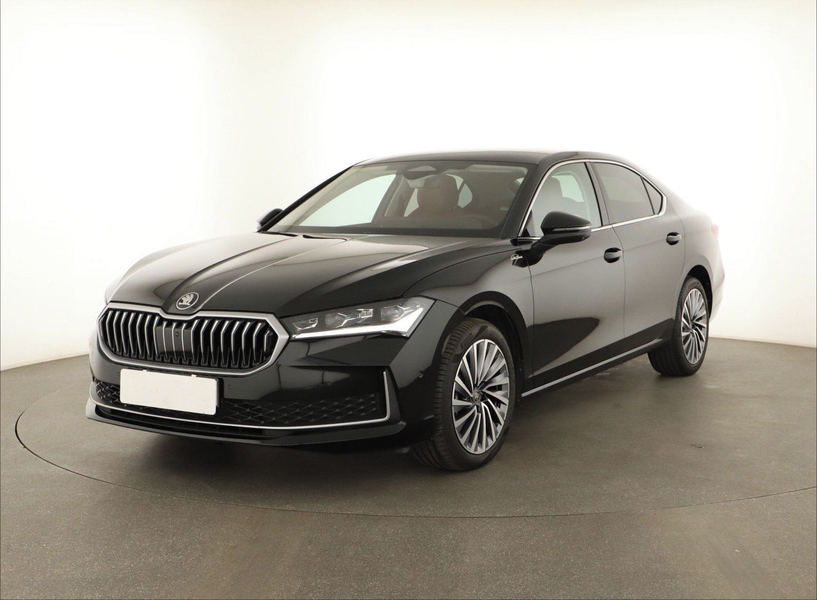 Škoda Superb, 2.0 TSI, LAURIN&KLEMENT, DPH - fotka 3