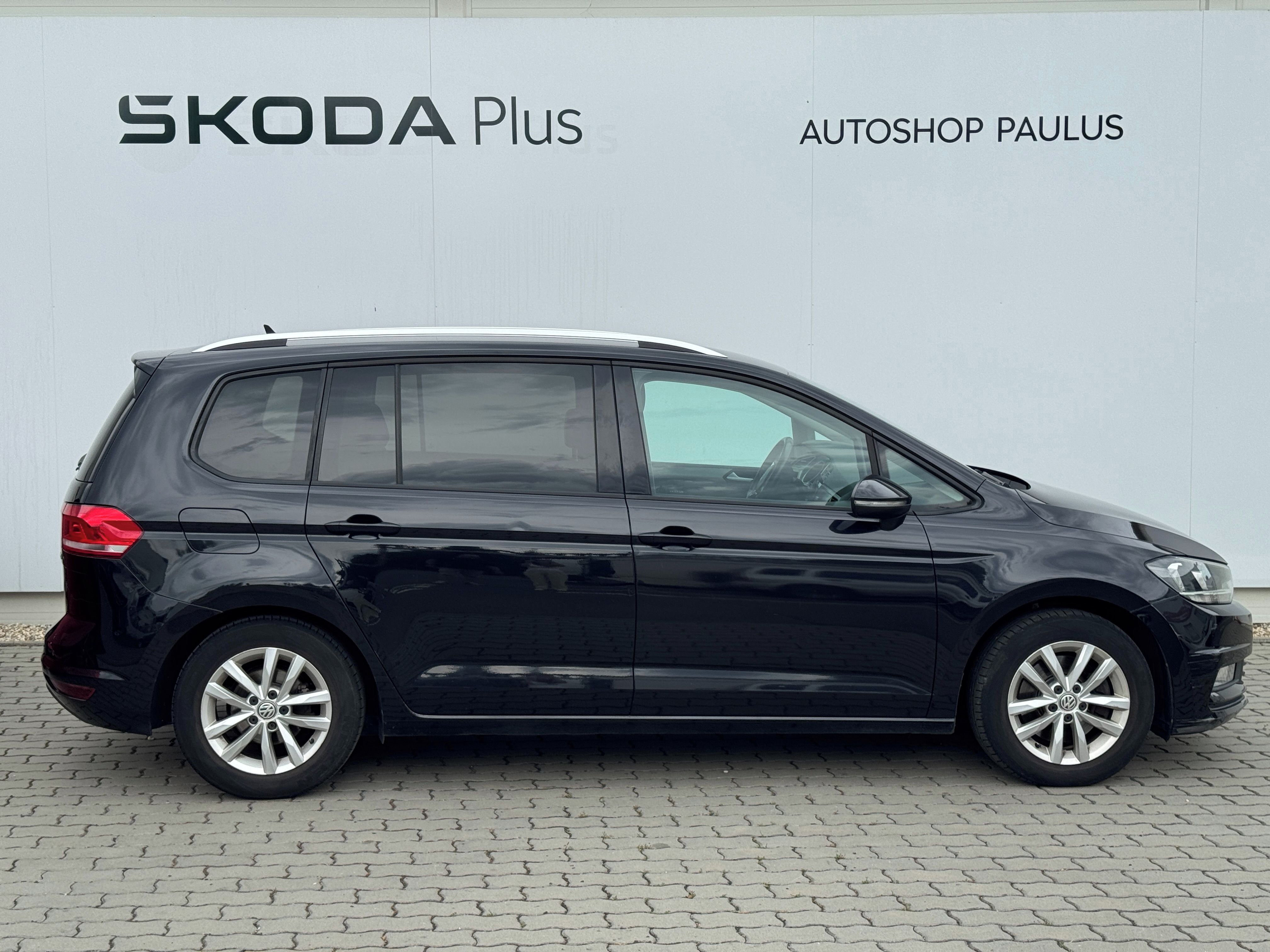 Volkswagen Touran, 1.6 TDI DSG - fotka 2