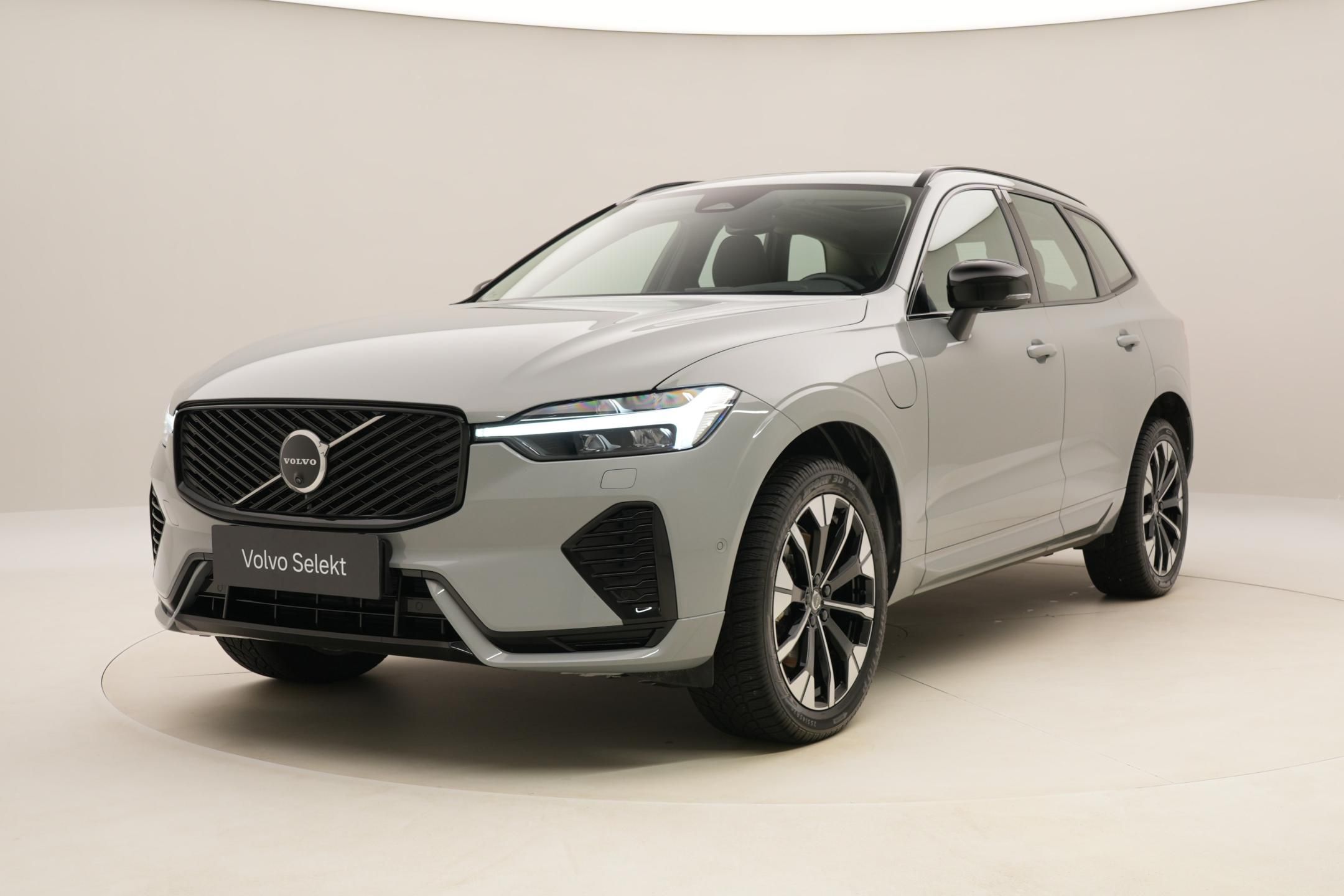 Volvo XC60, T8 AWD RECHARGE DARK ULTRA CZ
