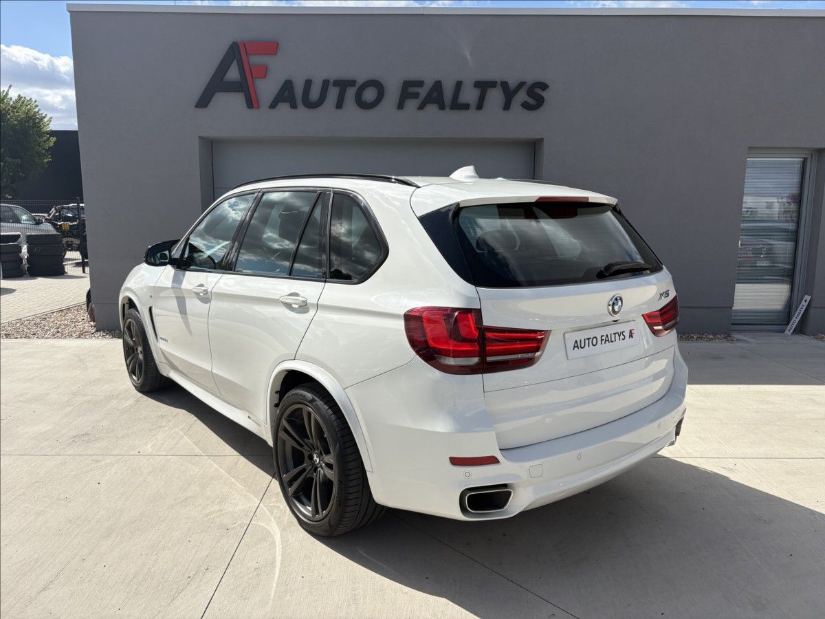 BMW X5, M paket X DRIVE 3,0 D - fotka 5