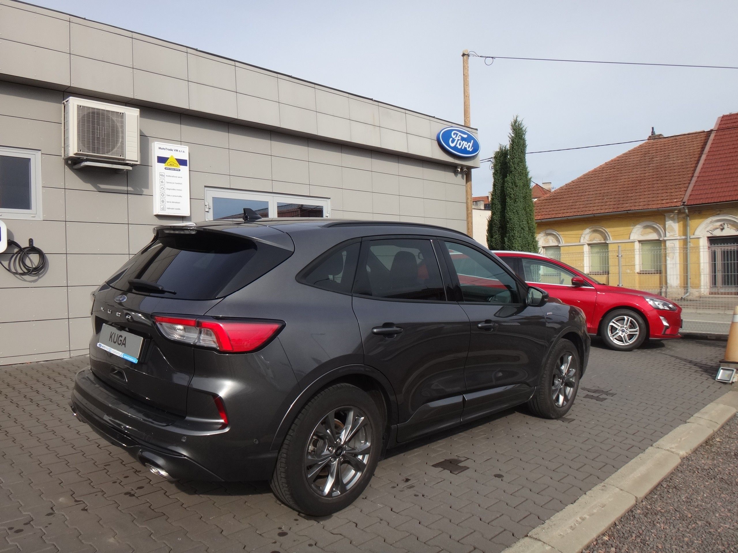 Ford Kuga, St-Line_1.5 EcoBoost 110kW/150 - fotka 5