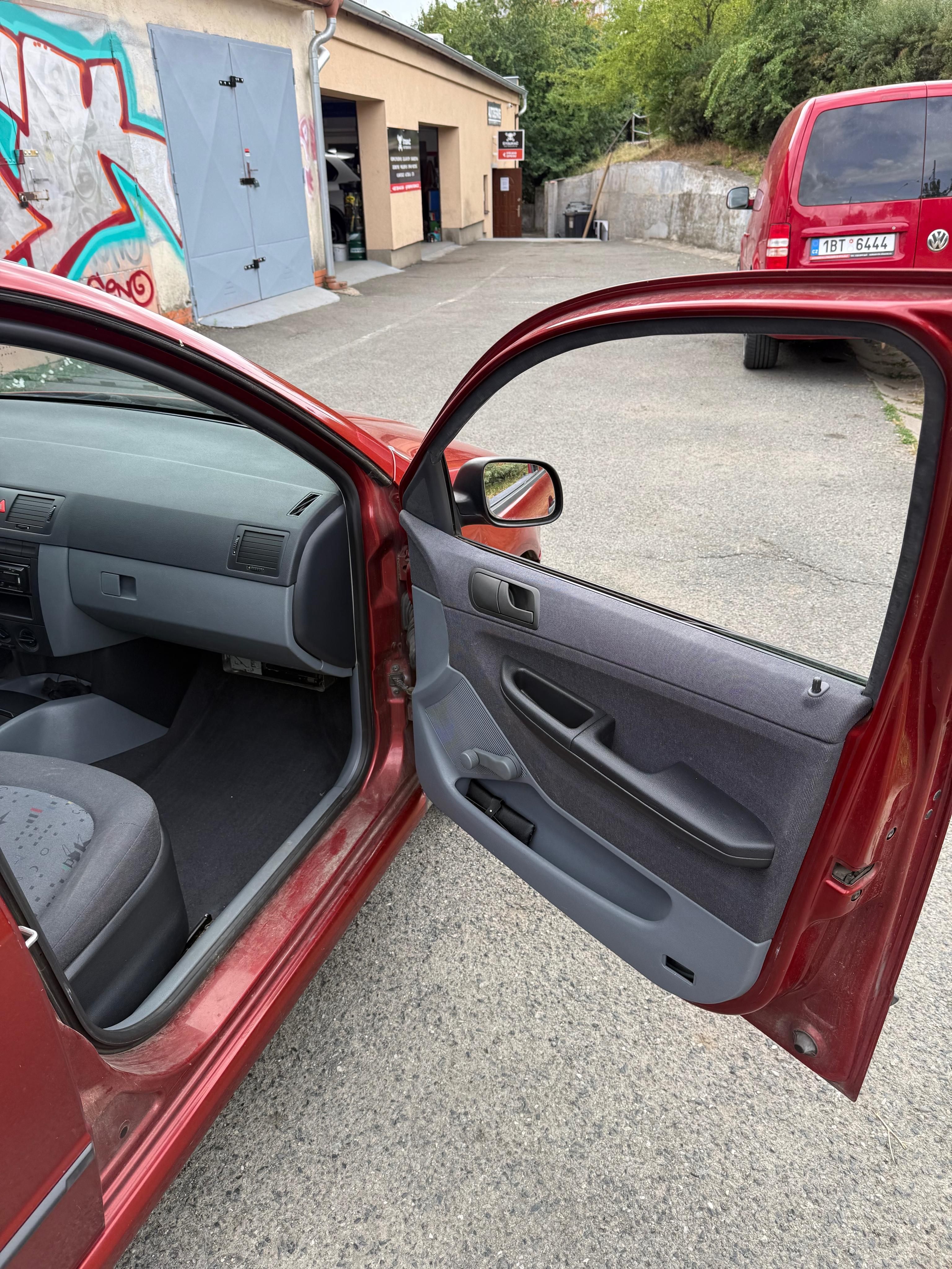Škoda Fabia, 1.4 MPI, KLIMATIZACE !! - fotka 6