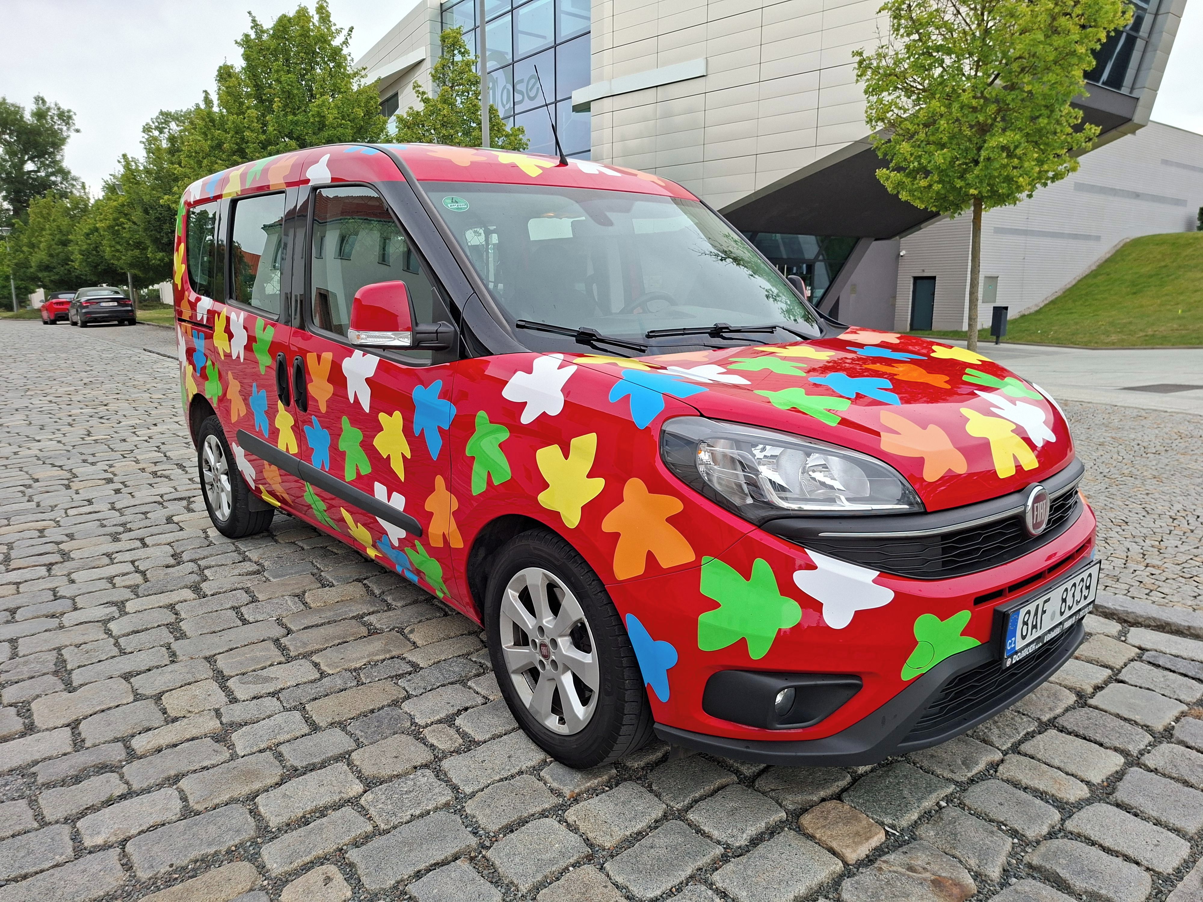 Fiat Dobló, kombi VAN, 5 míst, ČR,