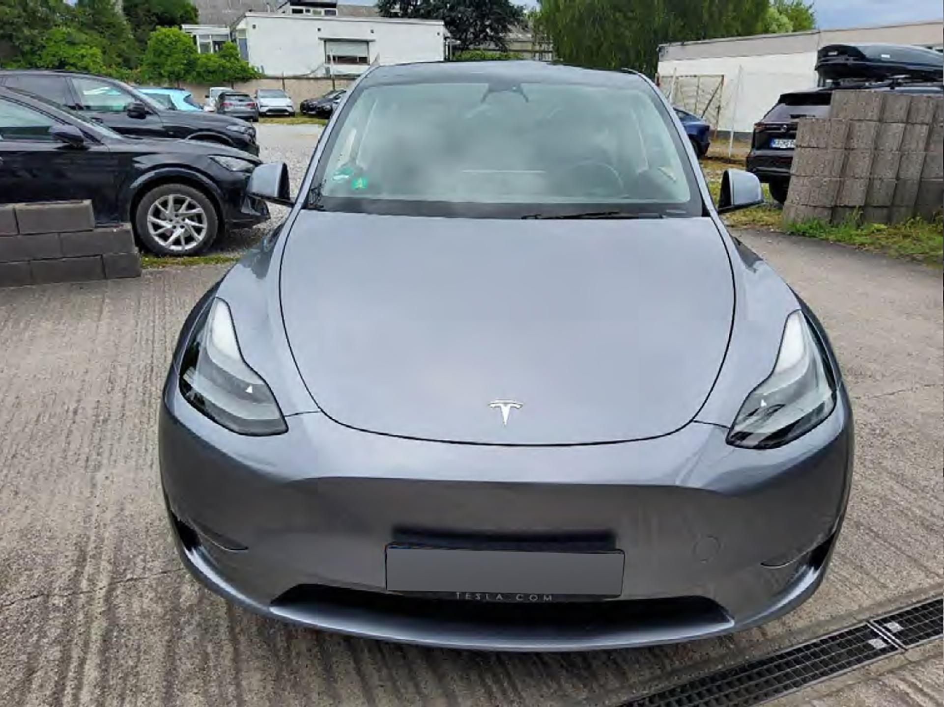 Tesla Model Y, Long Range AWD – 514 HP, 4×4 - fotka 6