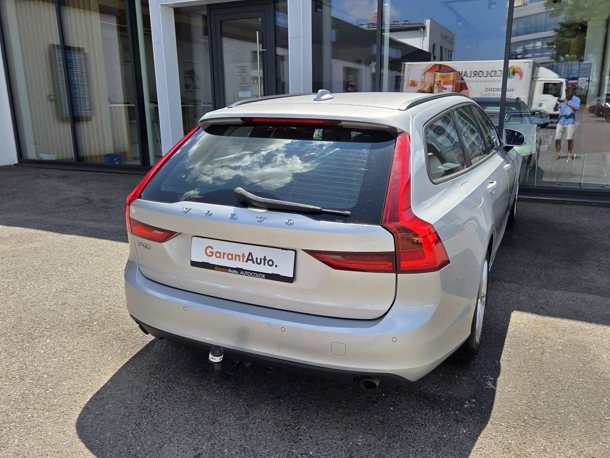 Volvo V90, D4 2.0 140kW - fotka 4