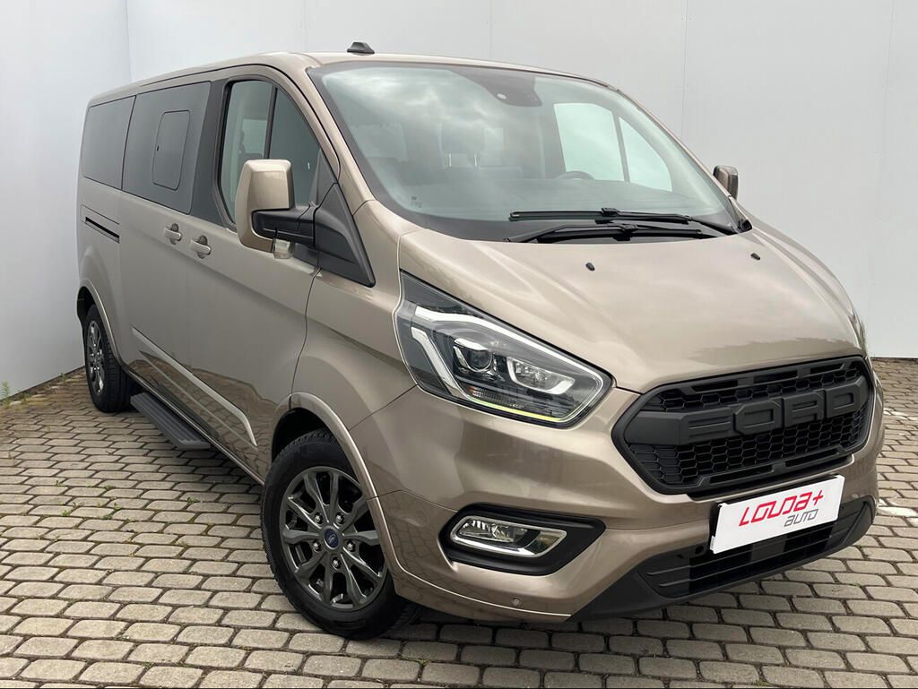 Ford Tourneo Custom, 2.0 . 136 kW - fotka 5