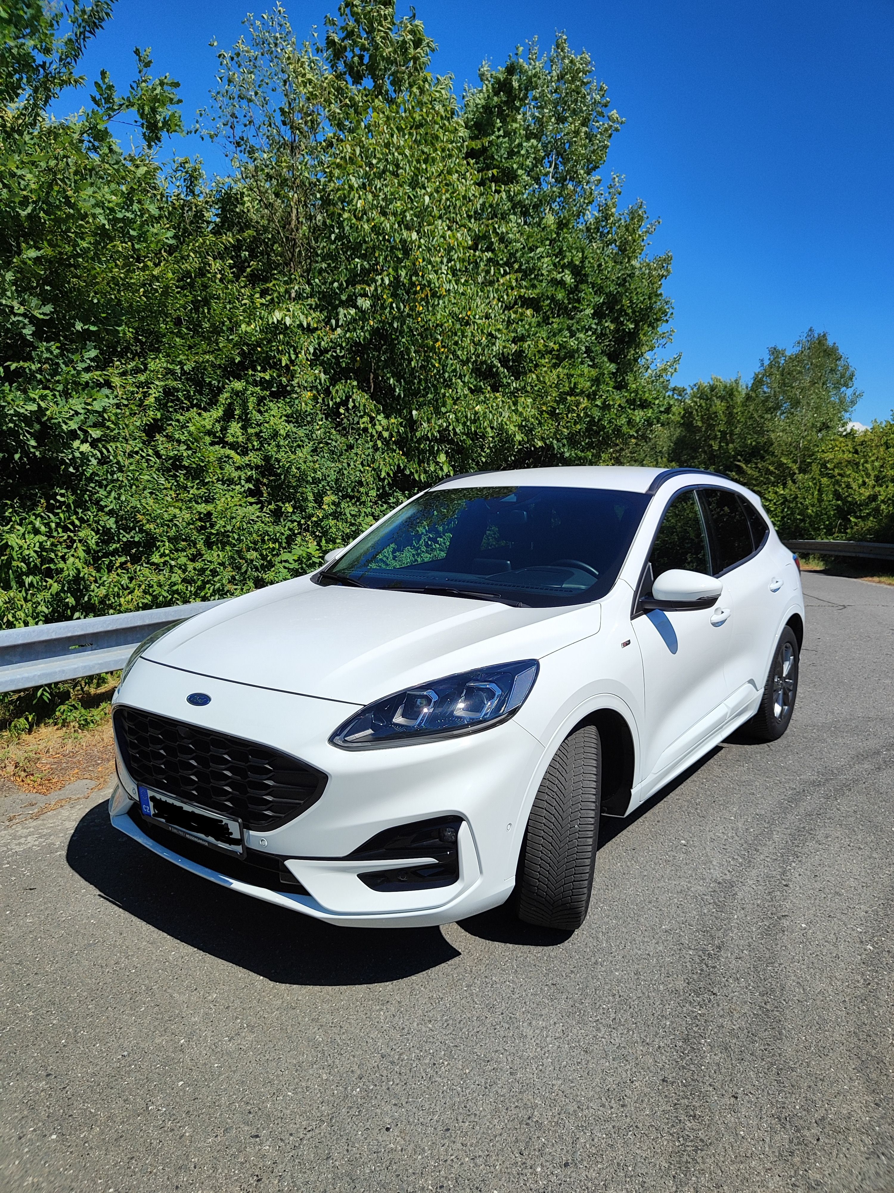 Ford Kuga, 1,5 EcoBoost 110KW  ST-LINE X - fotka 6
