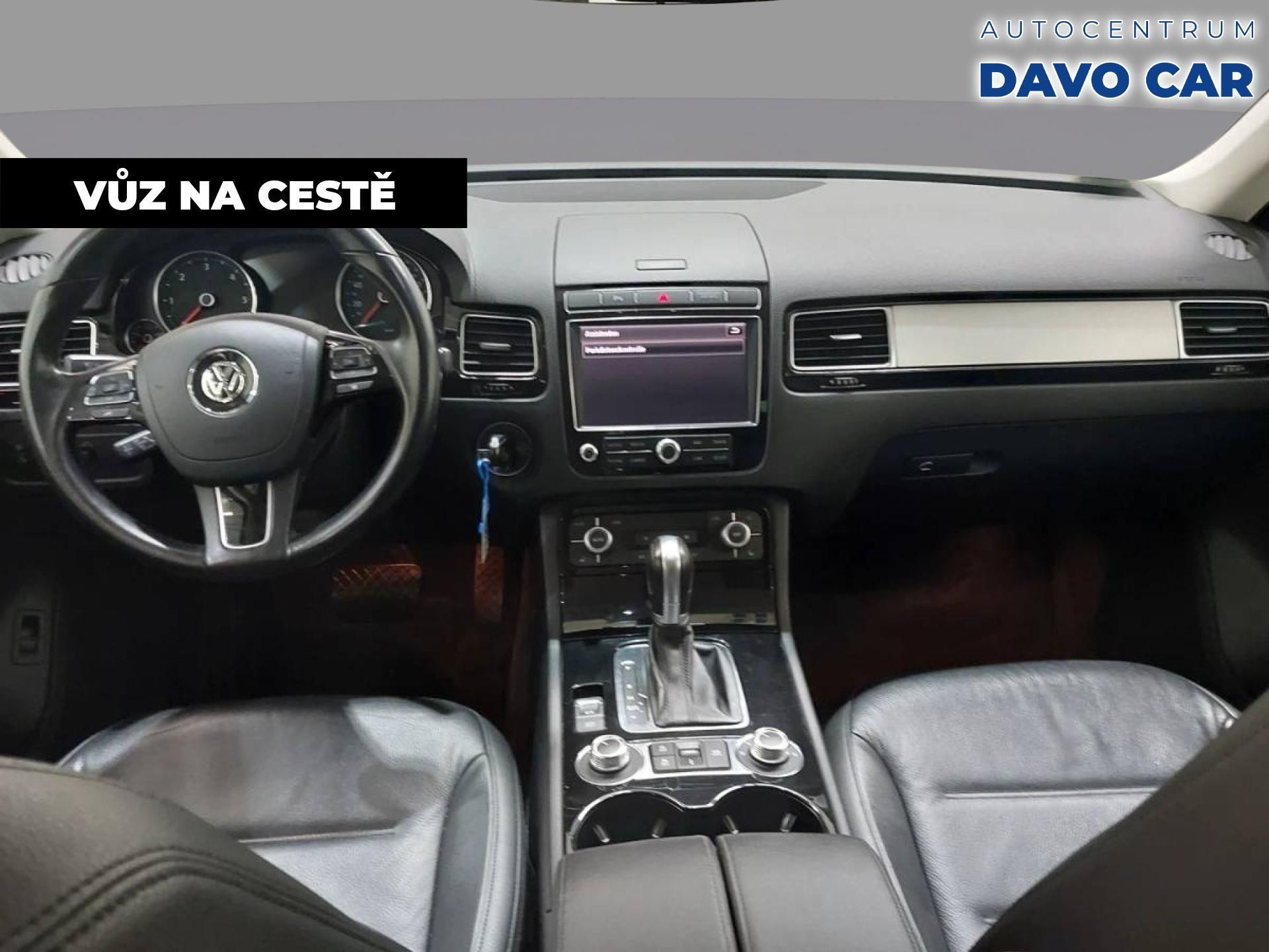 Volkswagen Touareg, 3.0 TDI 4Motion DSG Exclusive - fotka 5