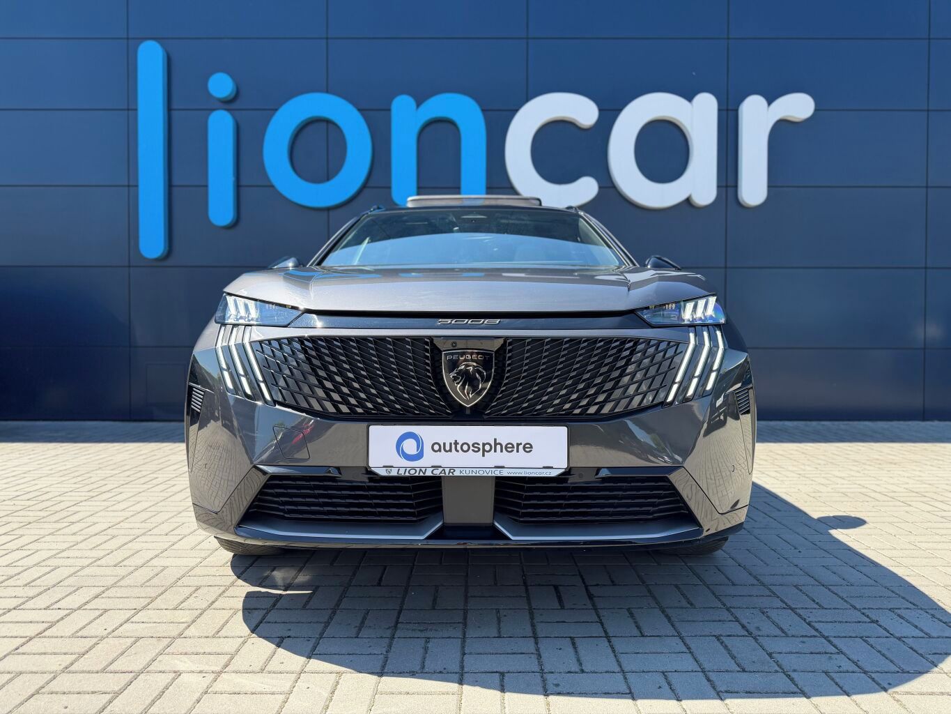 Peugeot 5008, E-GT, 213 koní, ČR, Baterie 73 - fotka 2