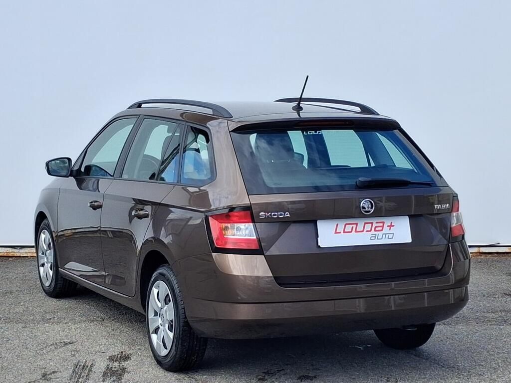 Škoda Fabia, Ambiente 1.0 TSI 70 kW - fotka 6