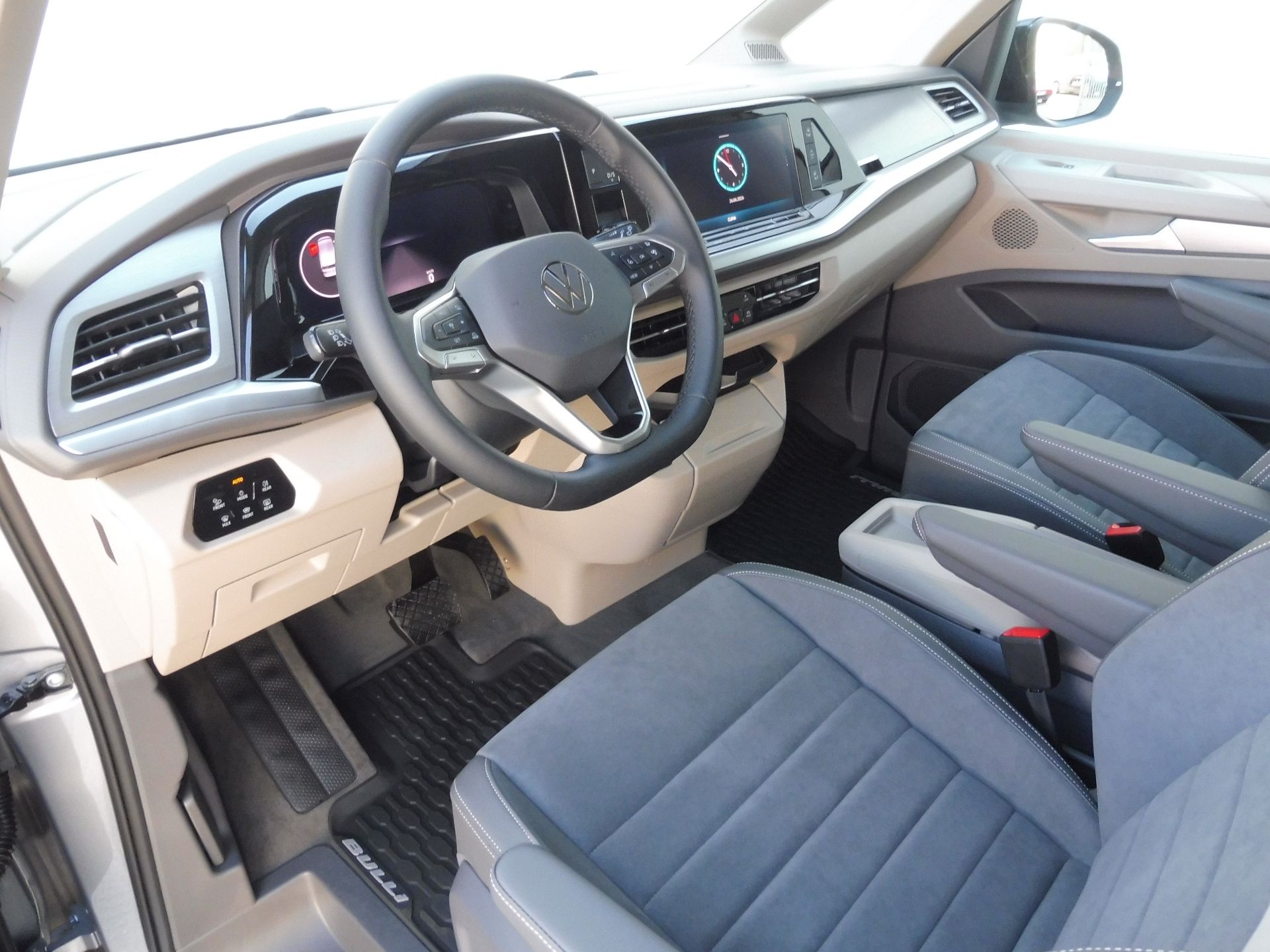 Volkswagen Multivan, Long Life 1,5 TSI PHEV 180kW D - fotka 6