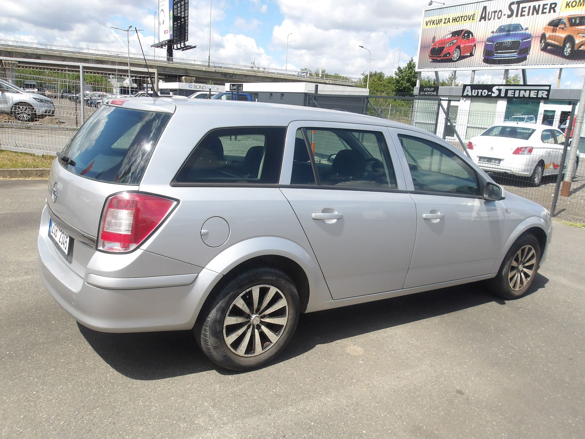 Opel Astra, 1,6 16V - fotka 6