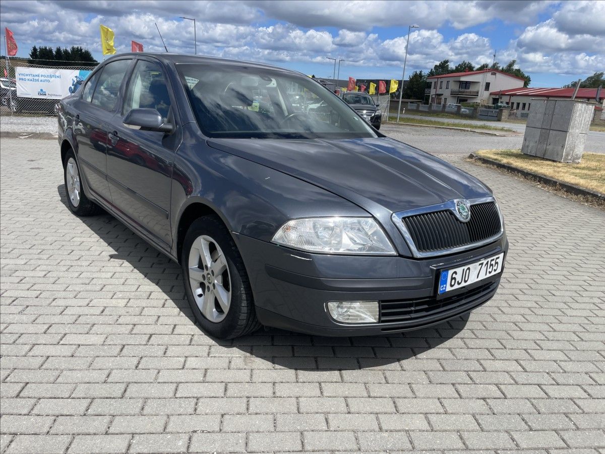 Škoda Octavia, 1,9 TDi 77kw Elegance Klima Ků - fotka 6