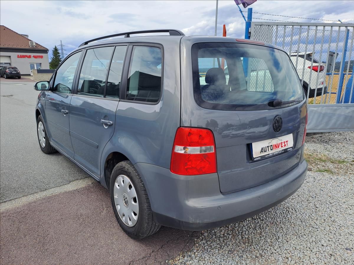 Volkswagen Touran, 1,6 i 75 kW DIGIKLIMA - fotka 4