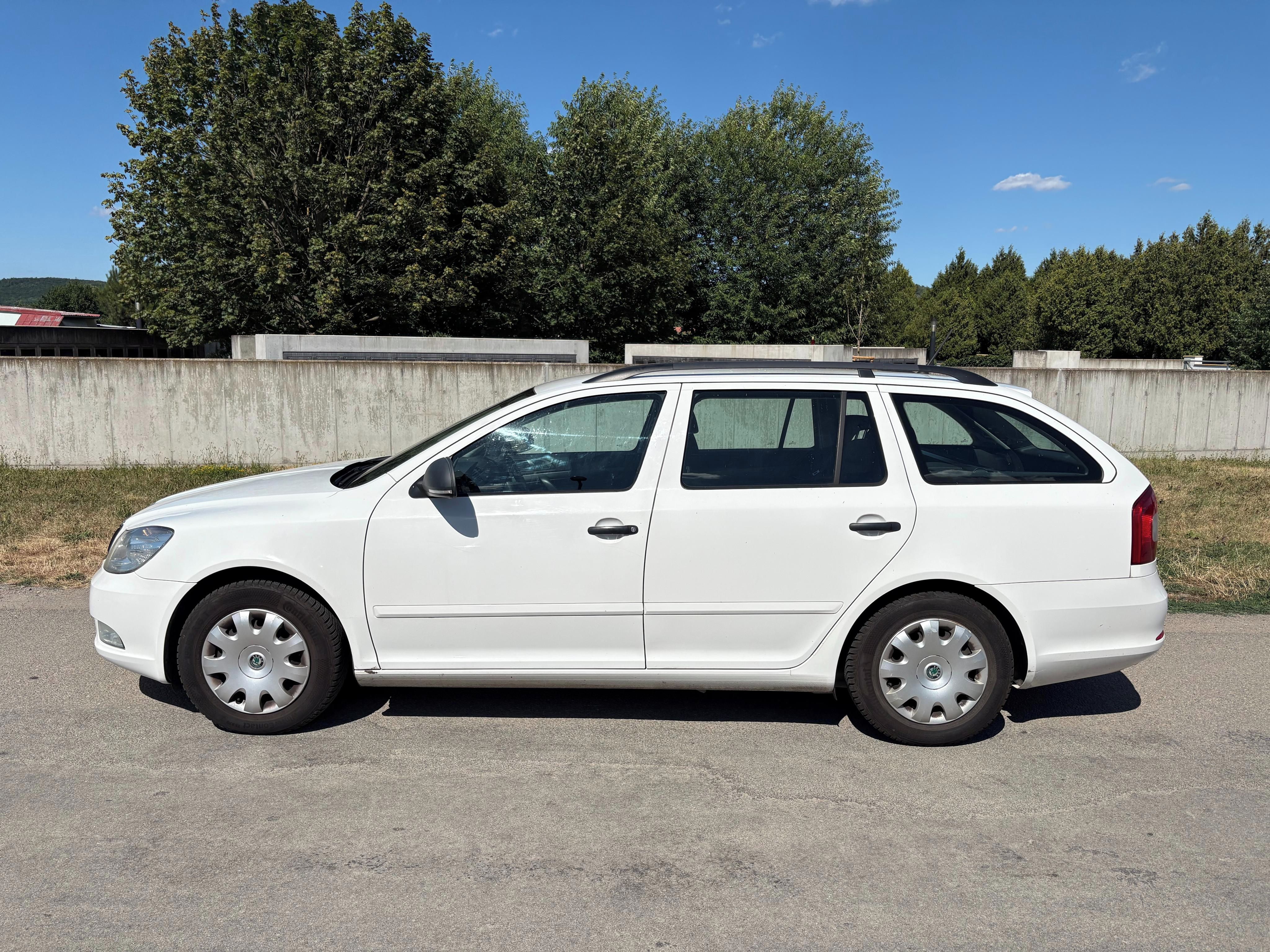 Škoda Octavia, 2.0TDi - 81kW Koupeno v ČR - fotka 3